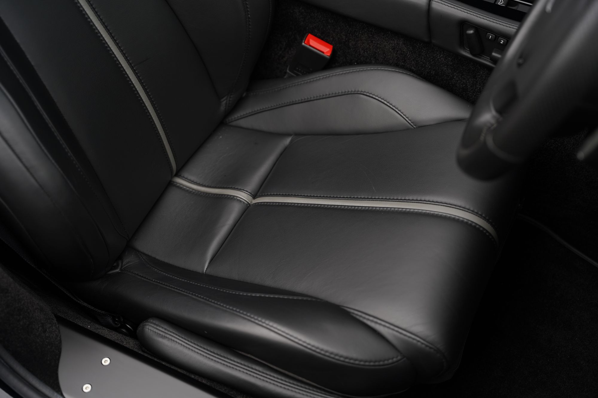 2015 Aston Martin V12 Vantage S Roadster