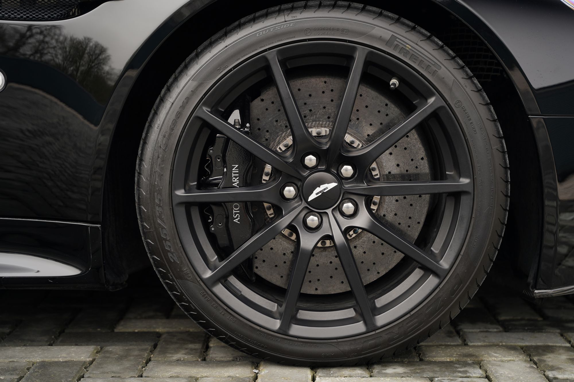 2015 Aston Martin V12 Vantage S Roadster