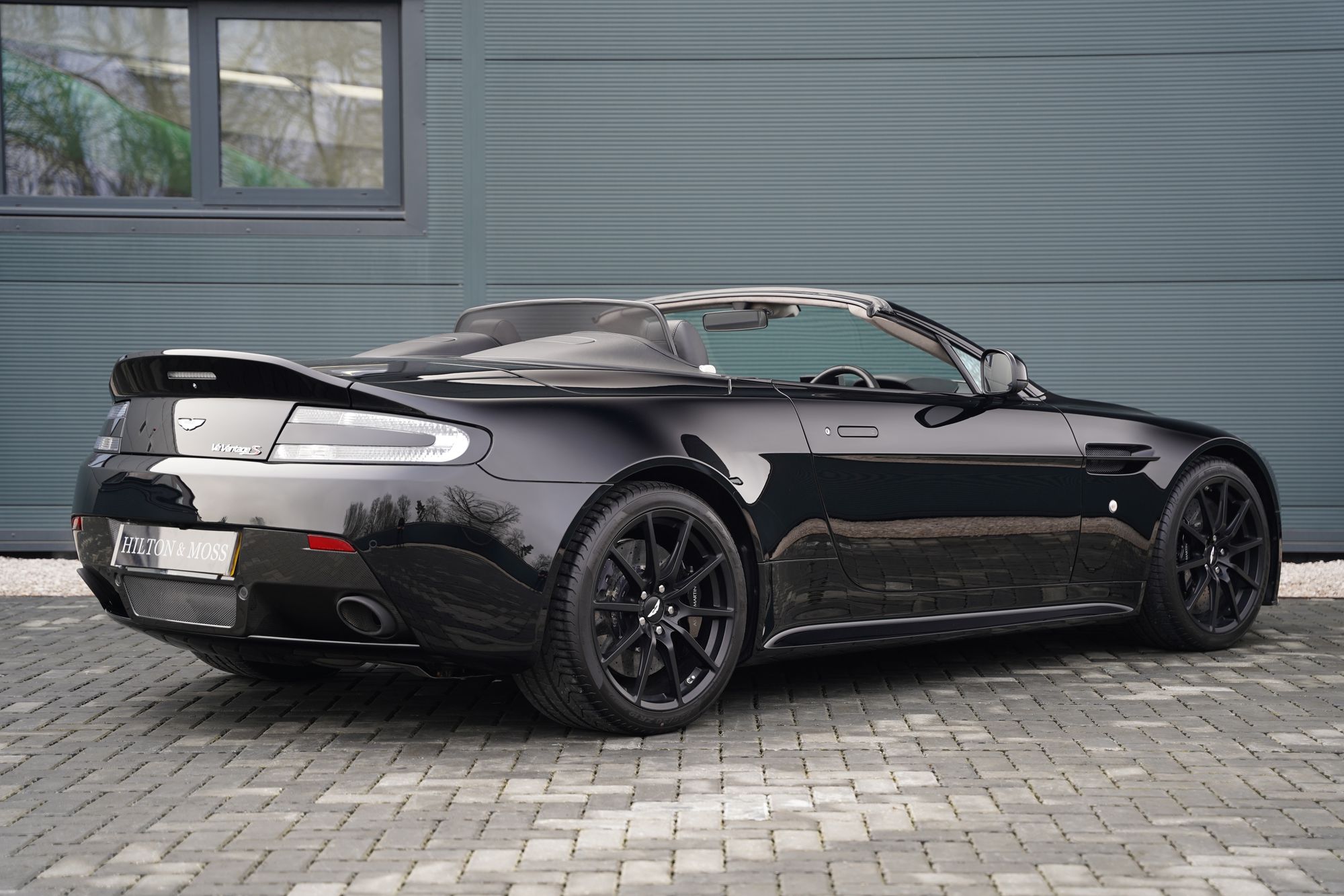 2015 Aston Martin V12 Vantage S Roadster