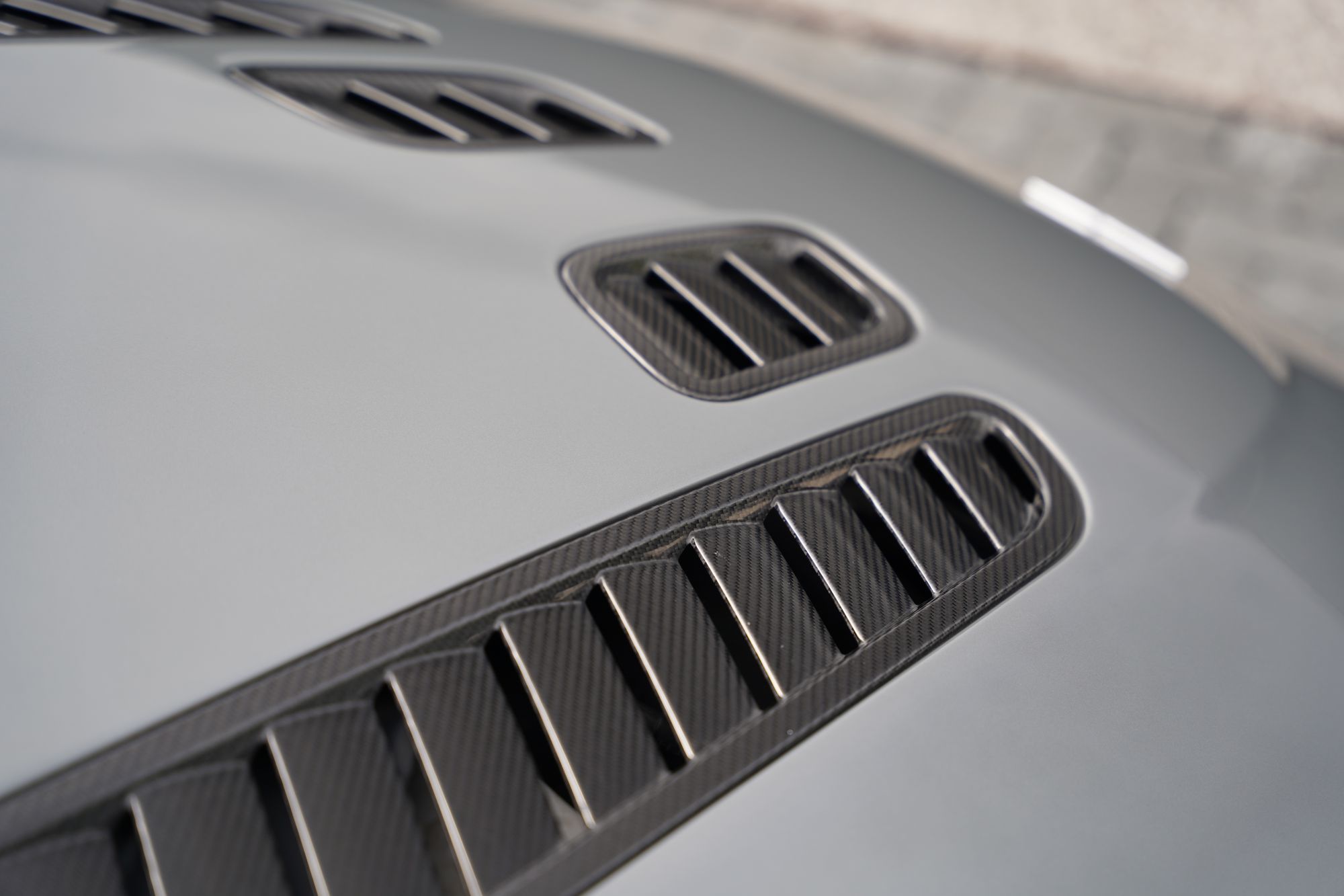 2012 Aston Martin V12 Vantage Roadster - 096 of 101