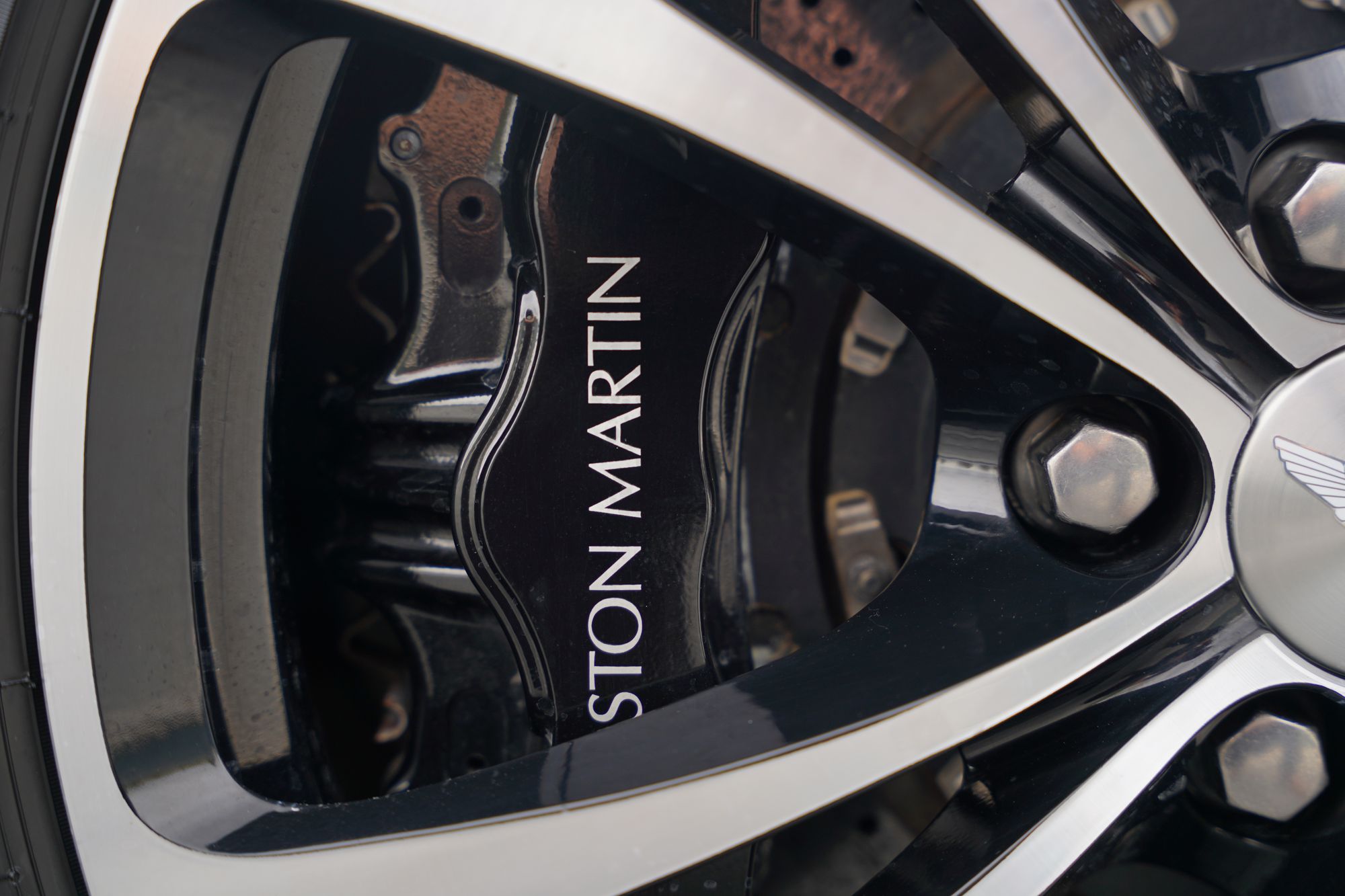 2012 Aston Martin V12 Vantage Roadster - 096 of 101