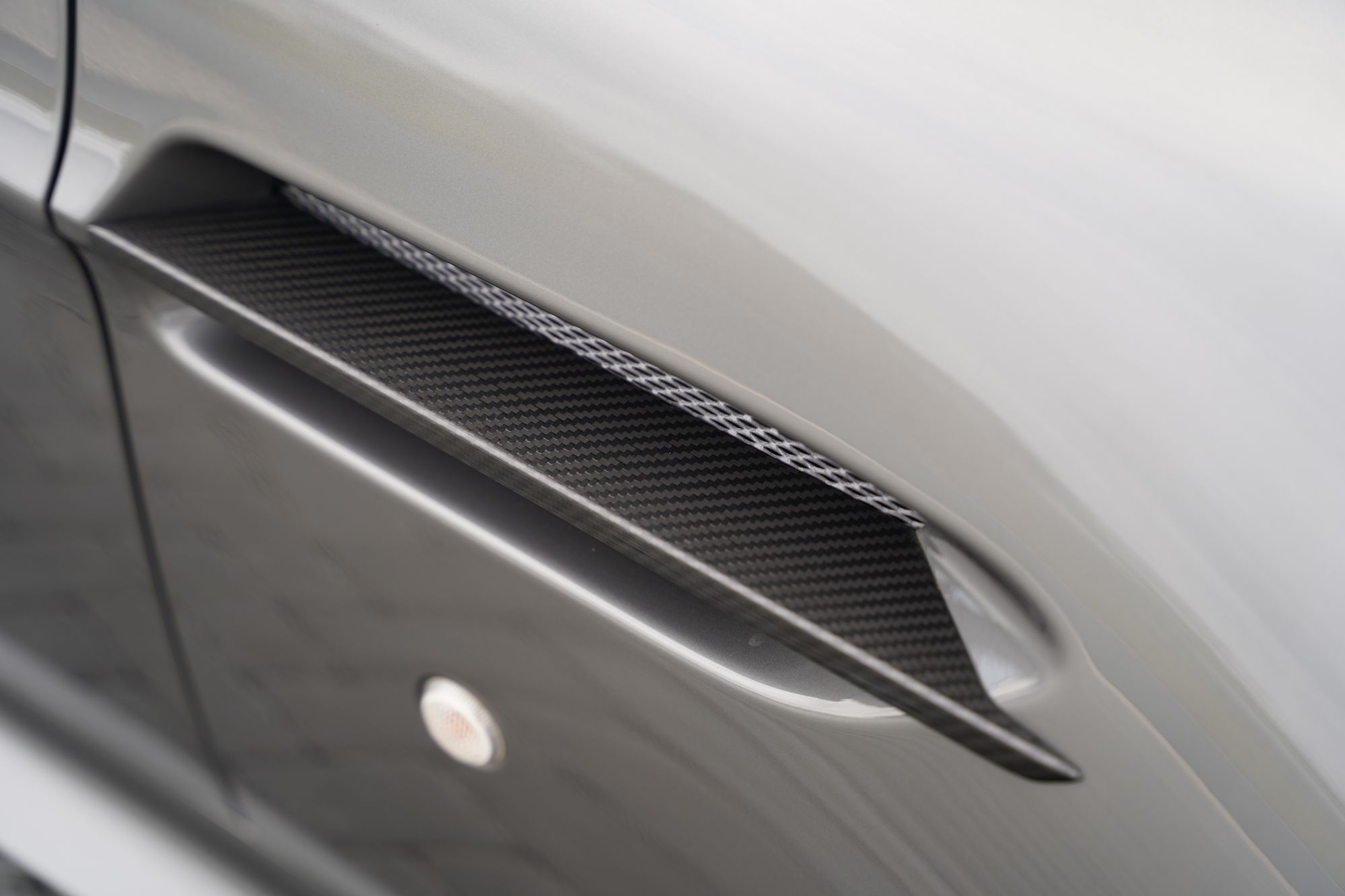 2012 Aston Martin V12 Vantage Roadster - 096 of 101