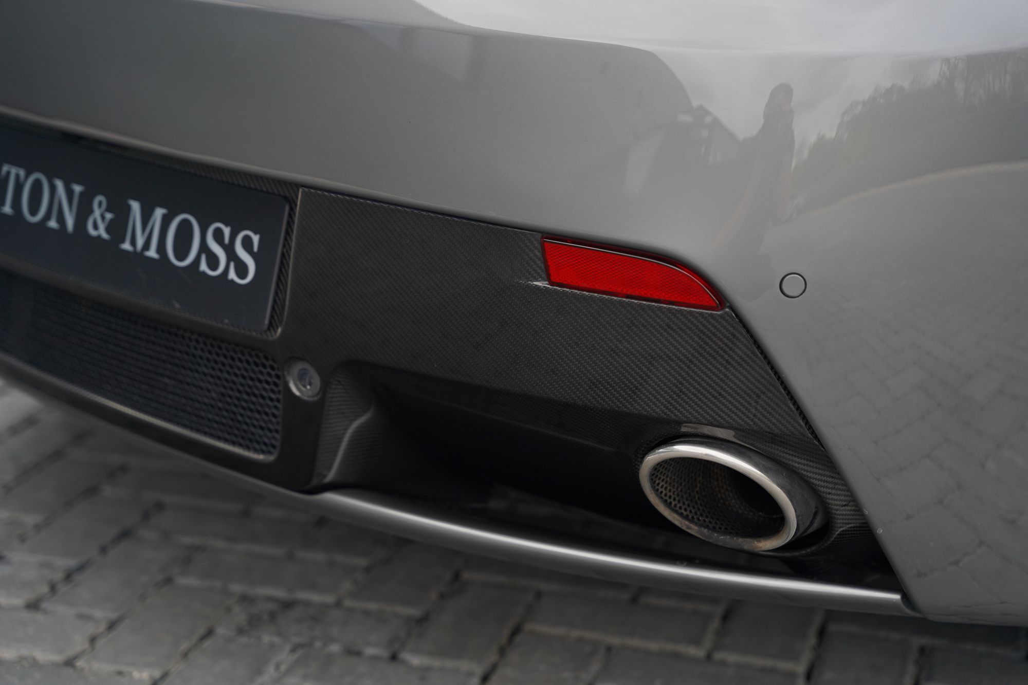 2012 Aston Martin V12 Vantage Roadster - 096 of 101
