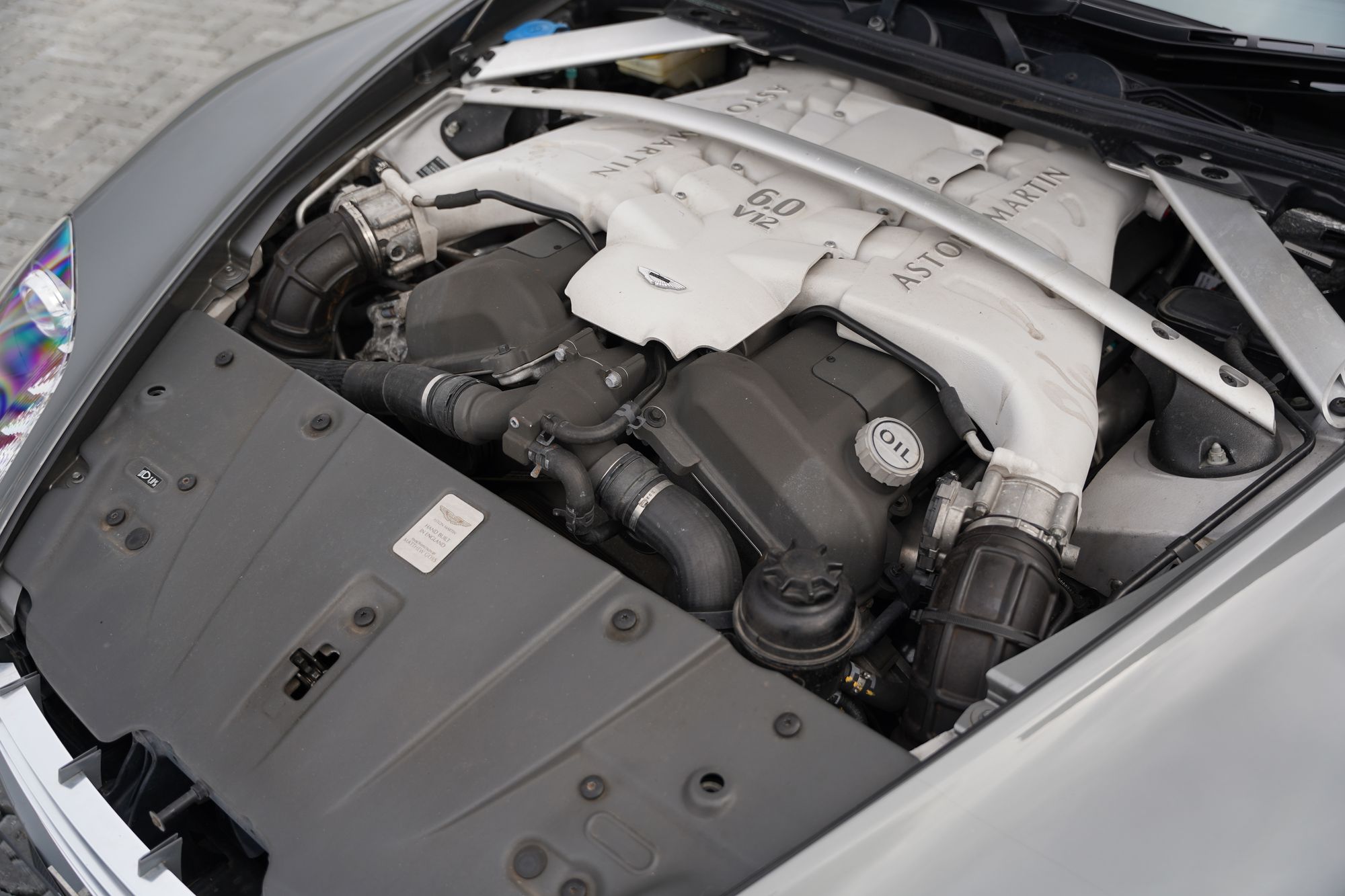 2012 Aston Martin V12 Vantage Roadster - 096 of 101
