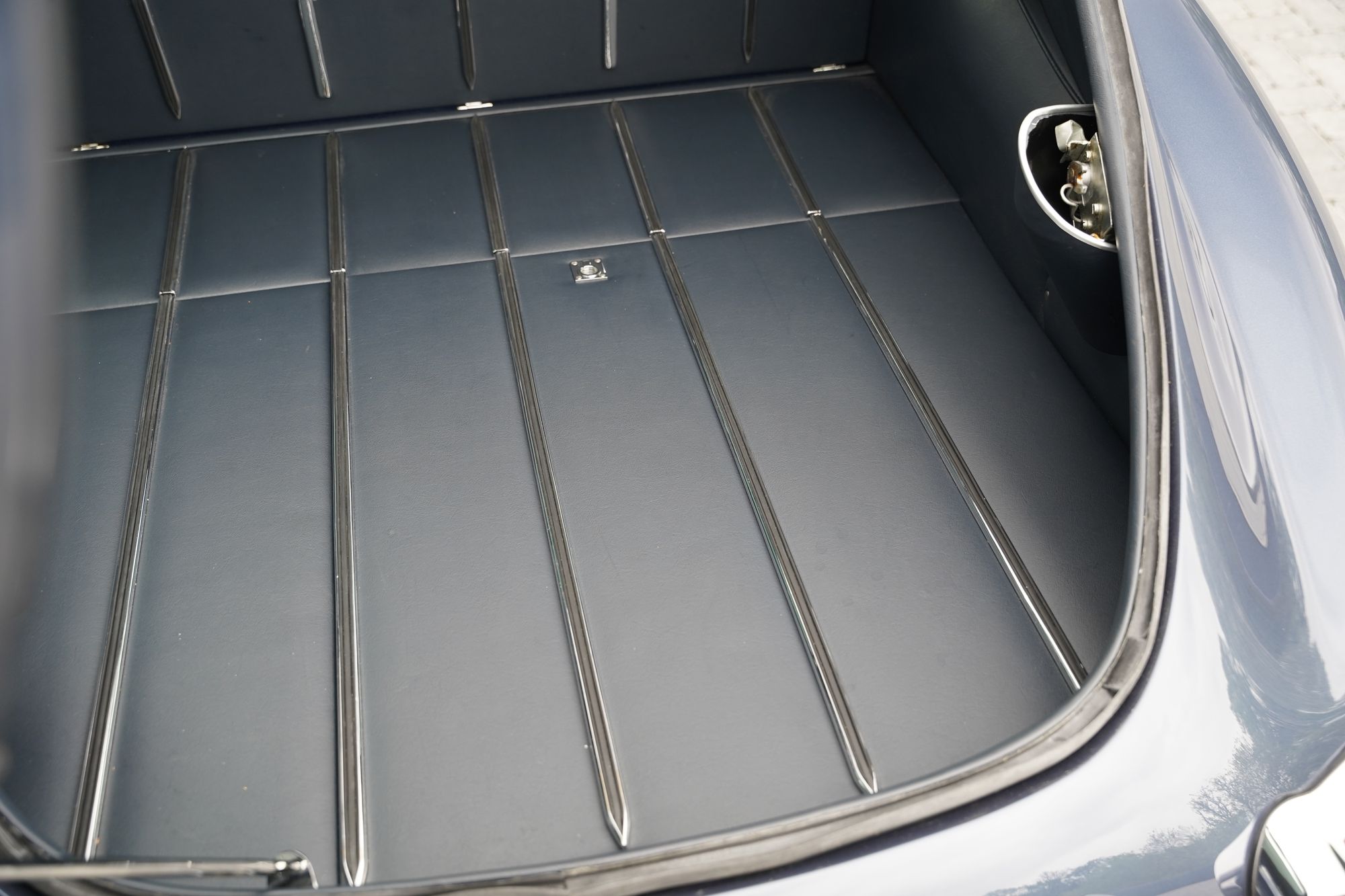 1965 Jaguar E-Type Series 1 4.2 FHC (Fully Restored)