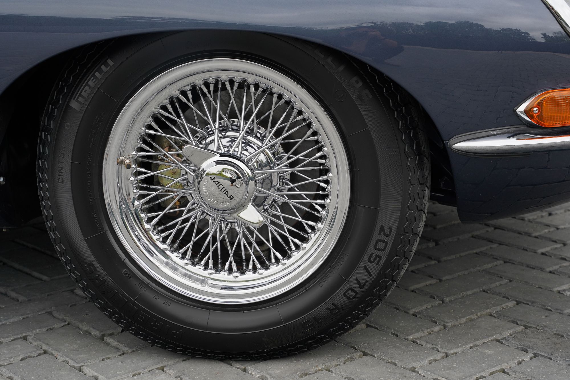 1965 Jaguar E-Type Series 1 4.2 FHC (Fully Restored)