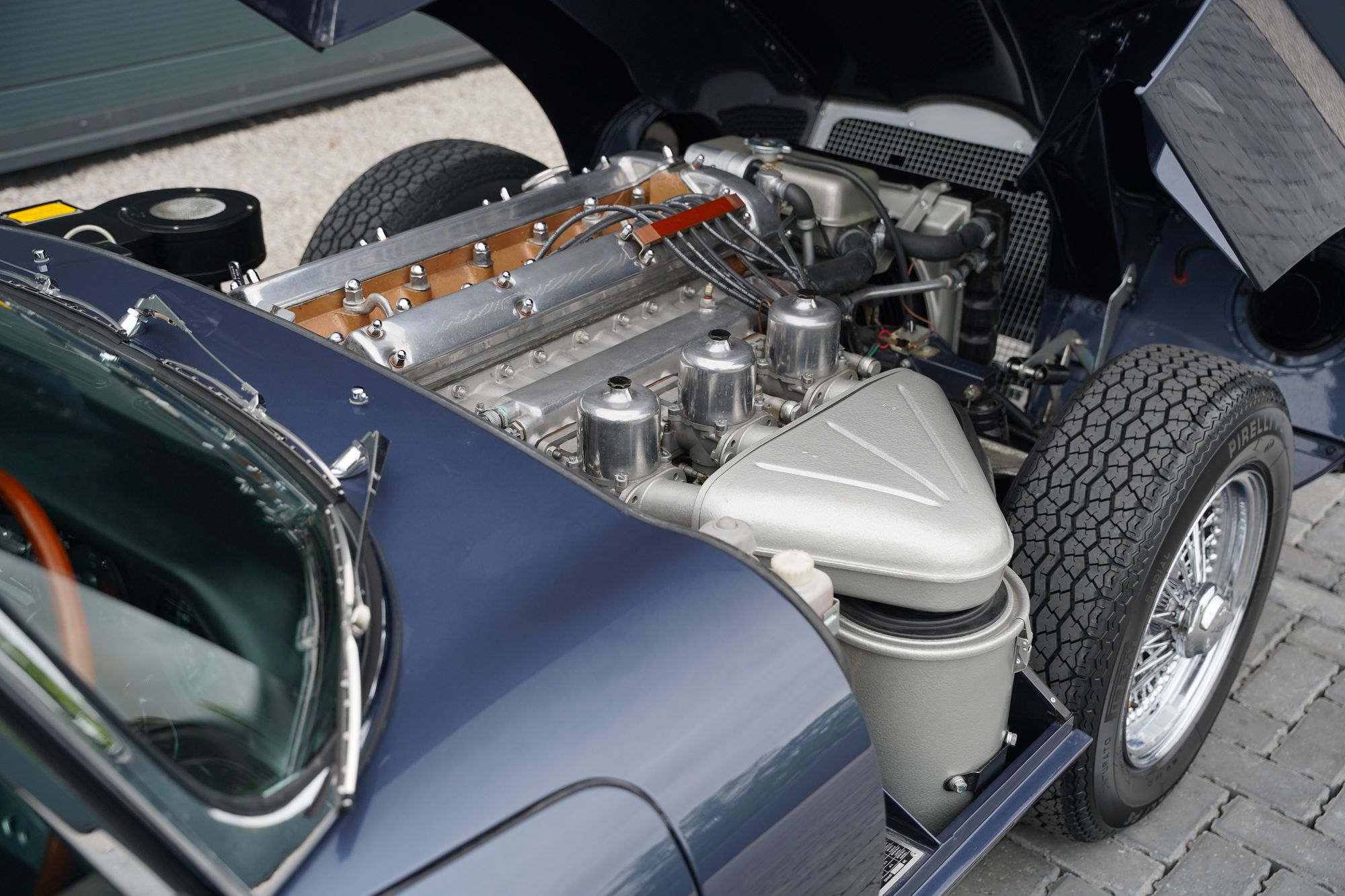 1965 Jaguar E-Type Series 1 4.2 FHC (Fully Restored)