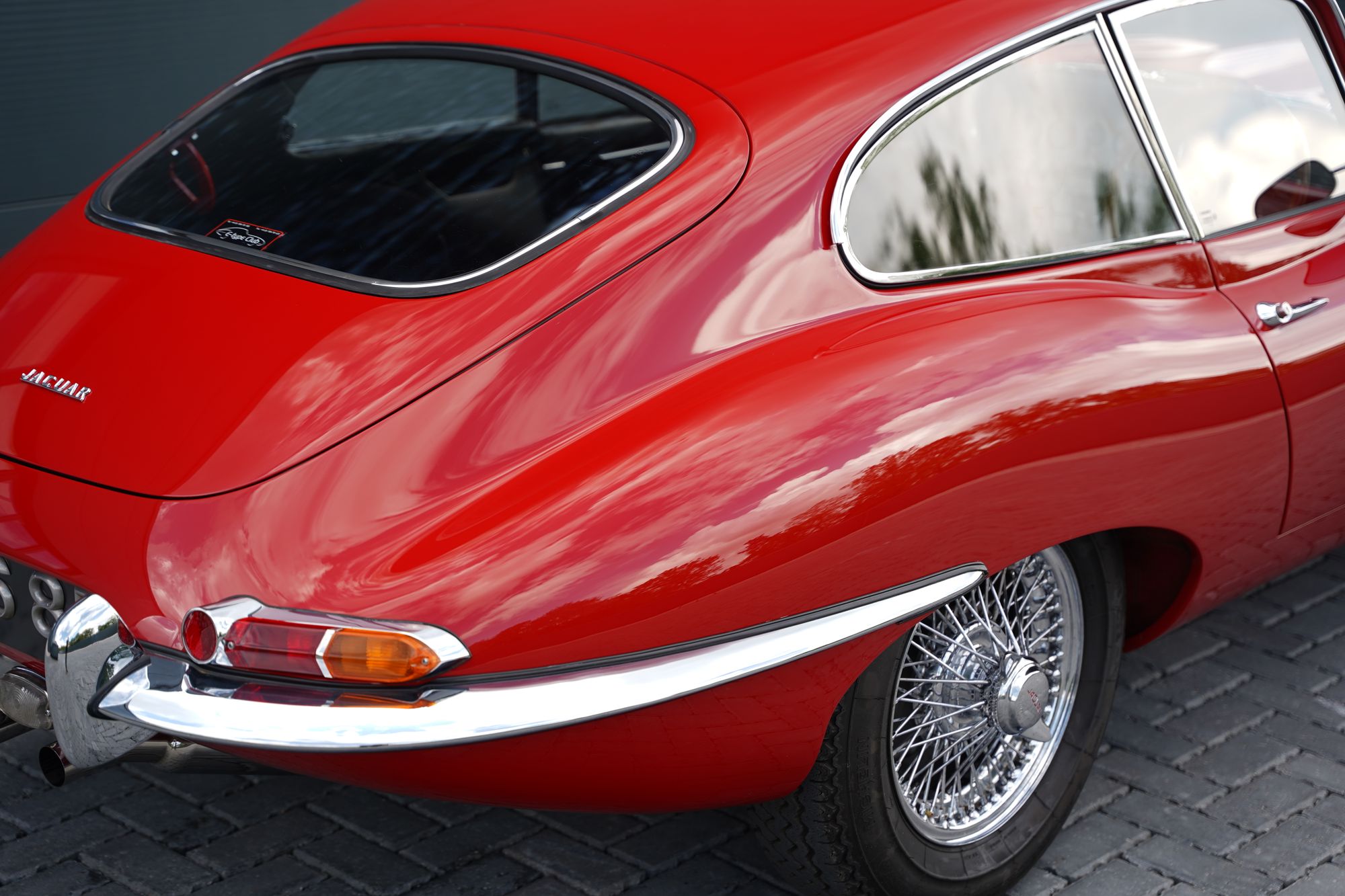 1962 Jaguar E-Type Series 1 3.8 FHC