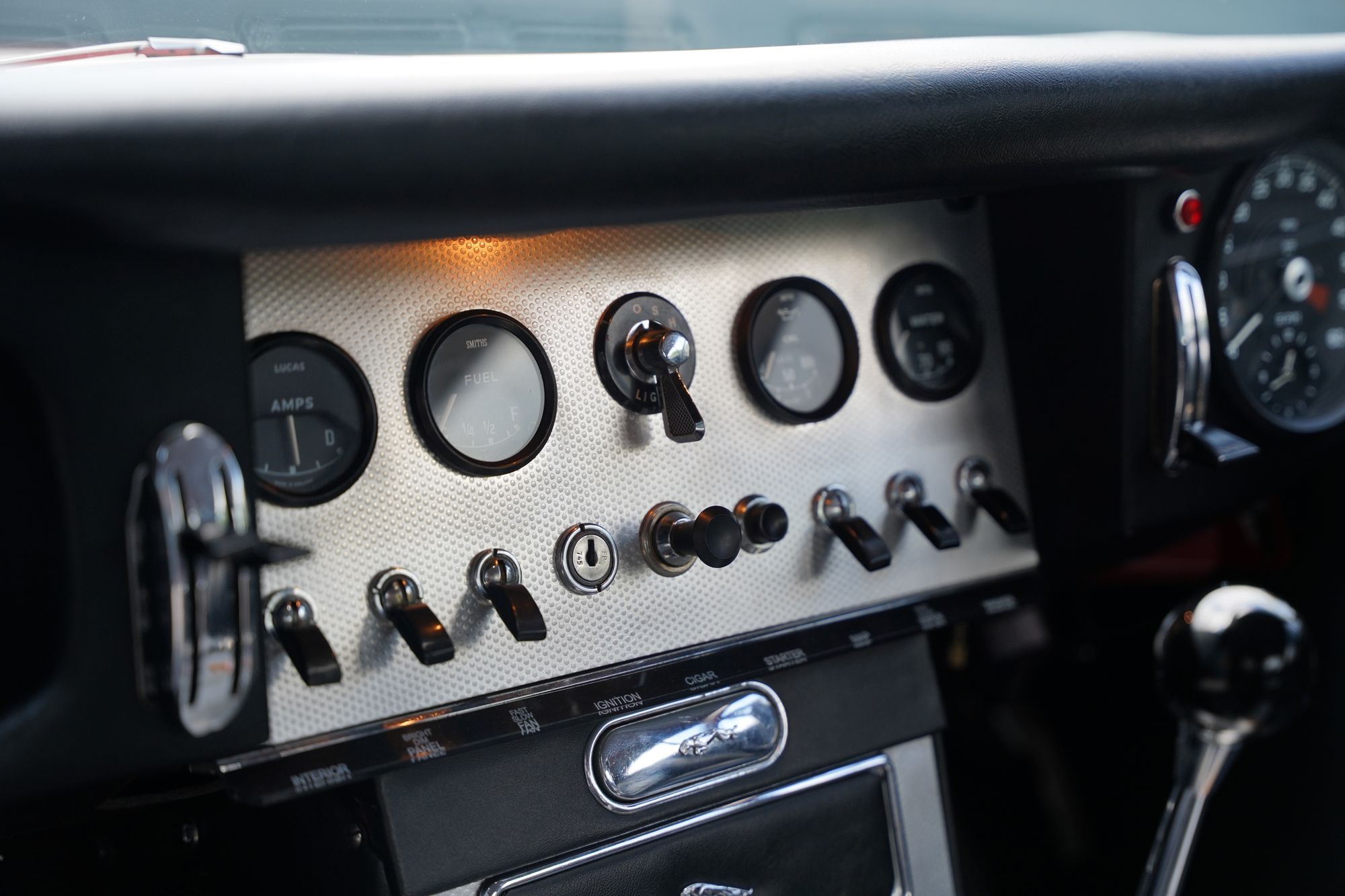 1962 Jaguar E-Type Series 1 3.8 FHC