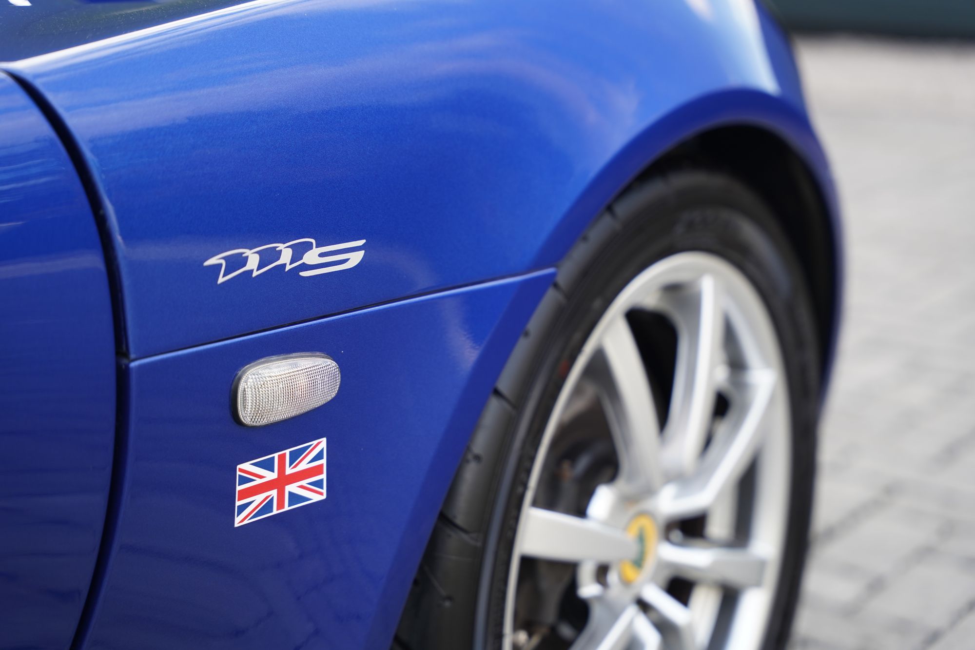 2004 Lotus Elise 111S