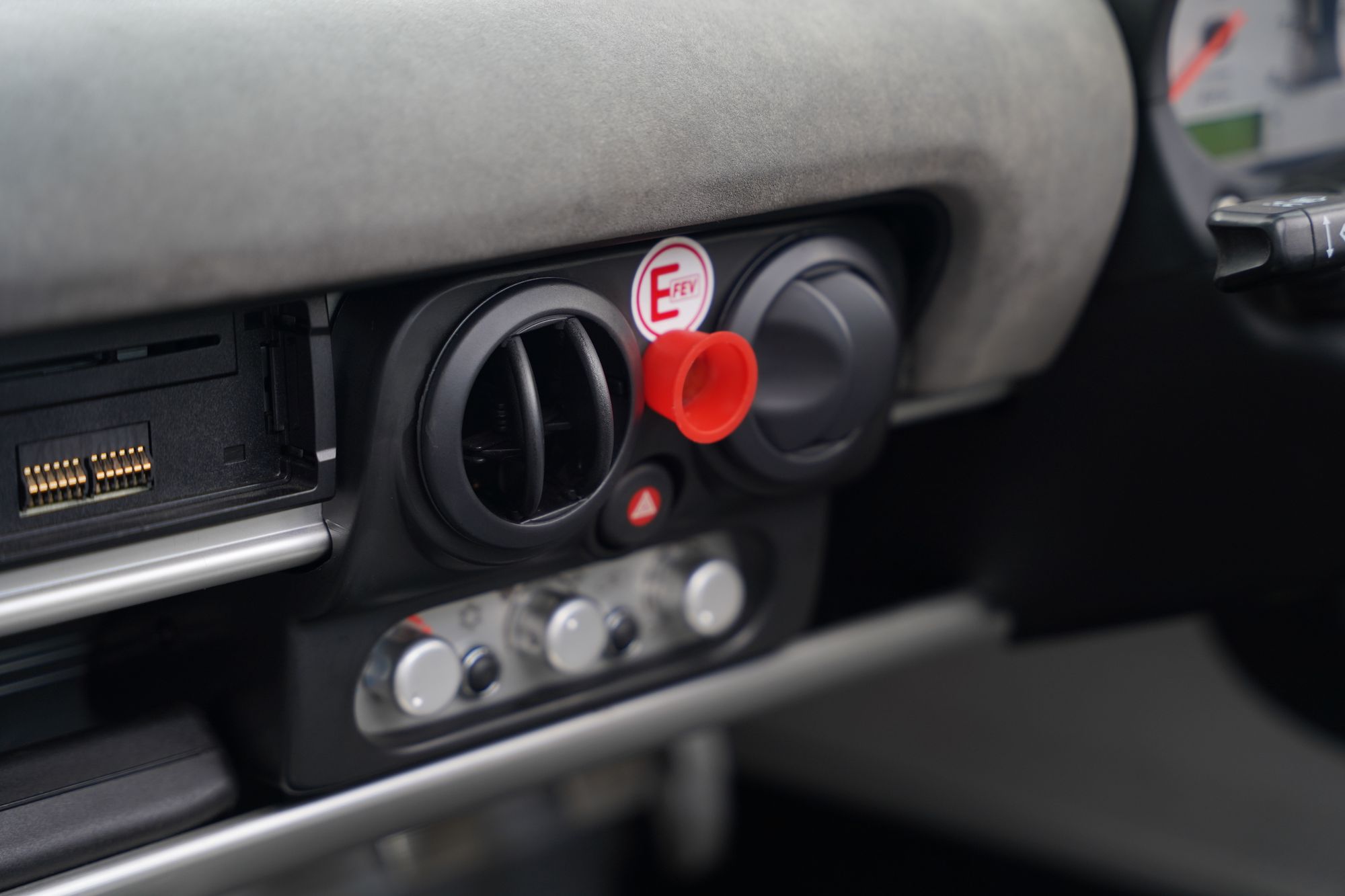 2004 Lotus Elise 111S