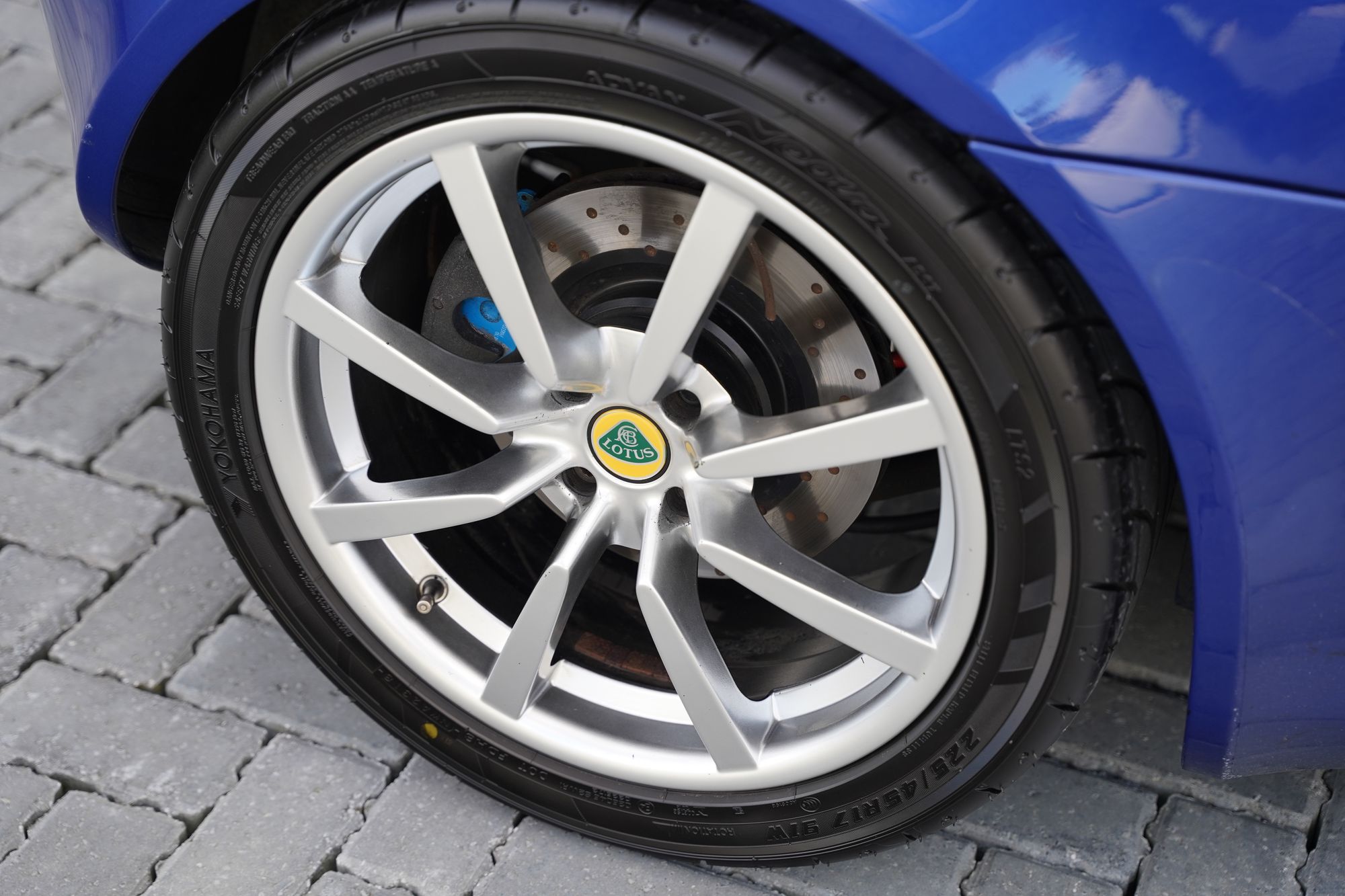 2004 Lotus Elise 111S