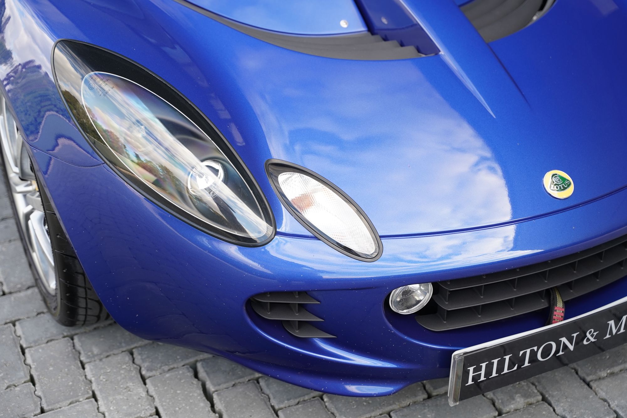 2004 Lotus Elise 111S
