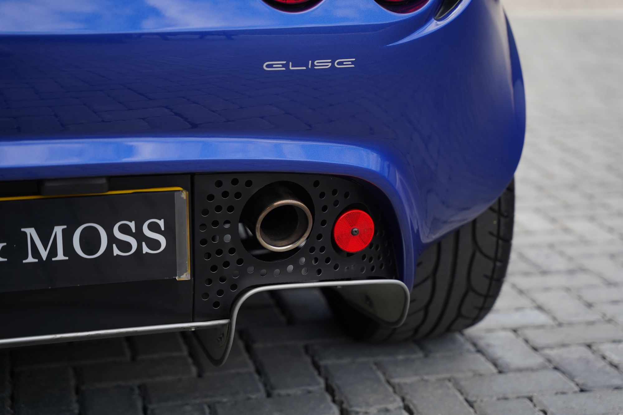 2004 Lotus Elise 111S