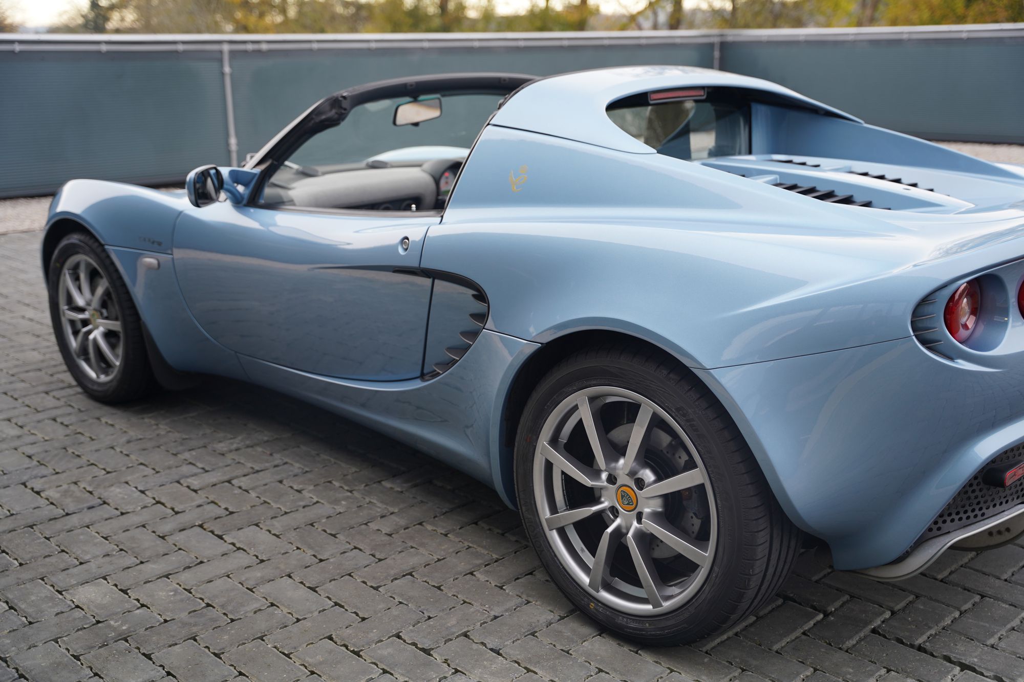 2005 Lotus Elise 111R Touring