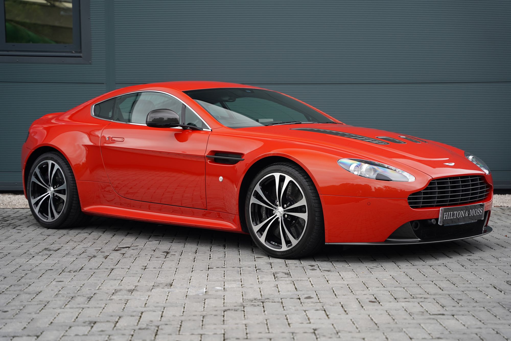 2012 Aston Martin V12 Vantage Manual