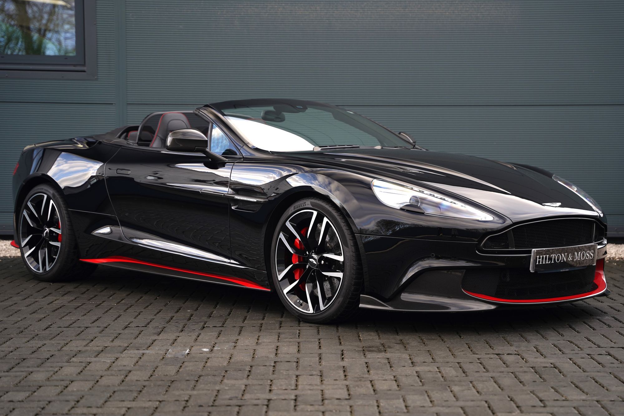 2018 Aston Martin Vanquish S Volante