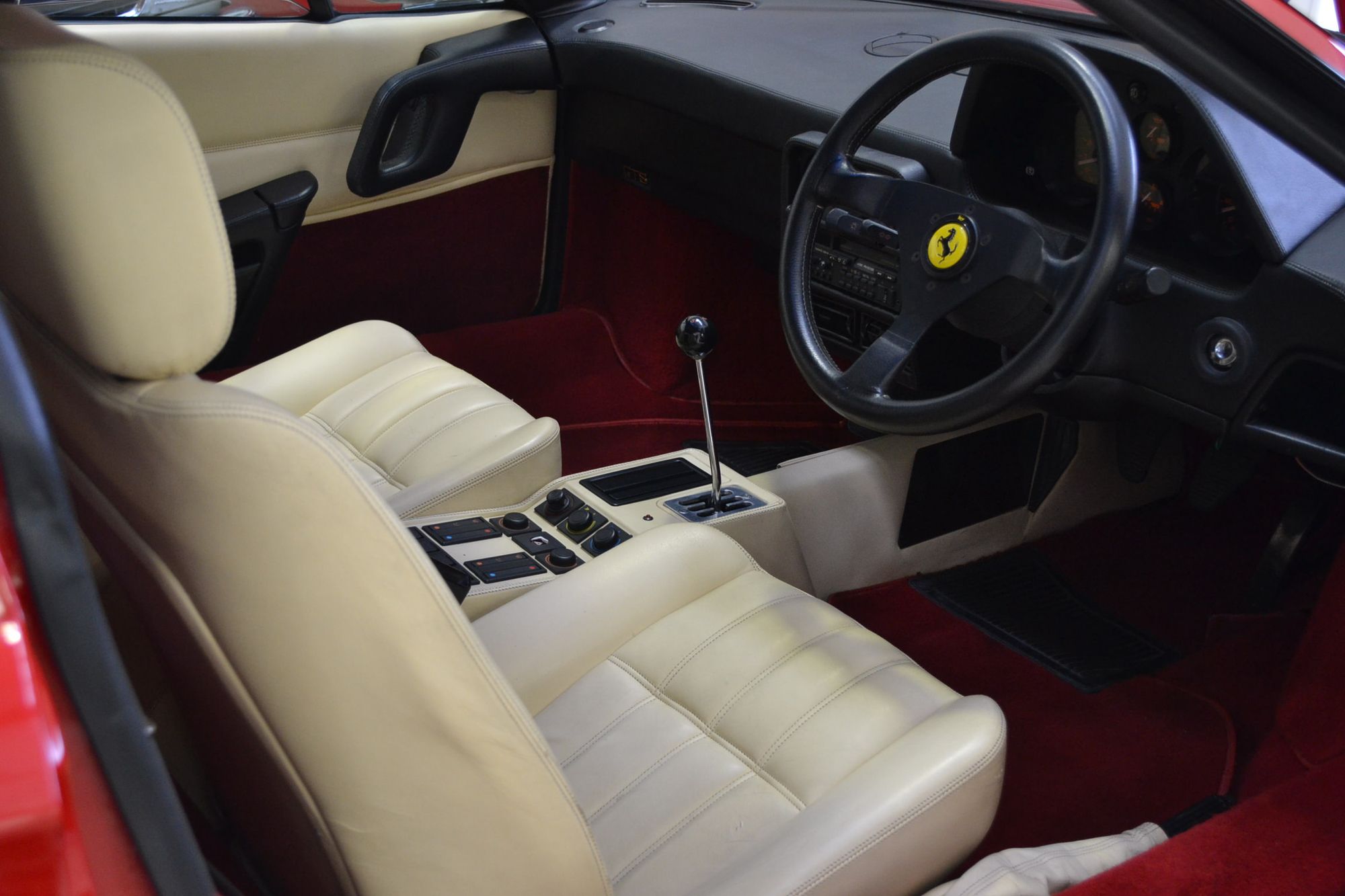 Ferrari 328 GTS ABS