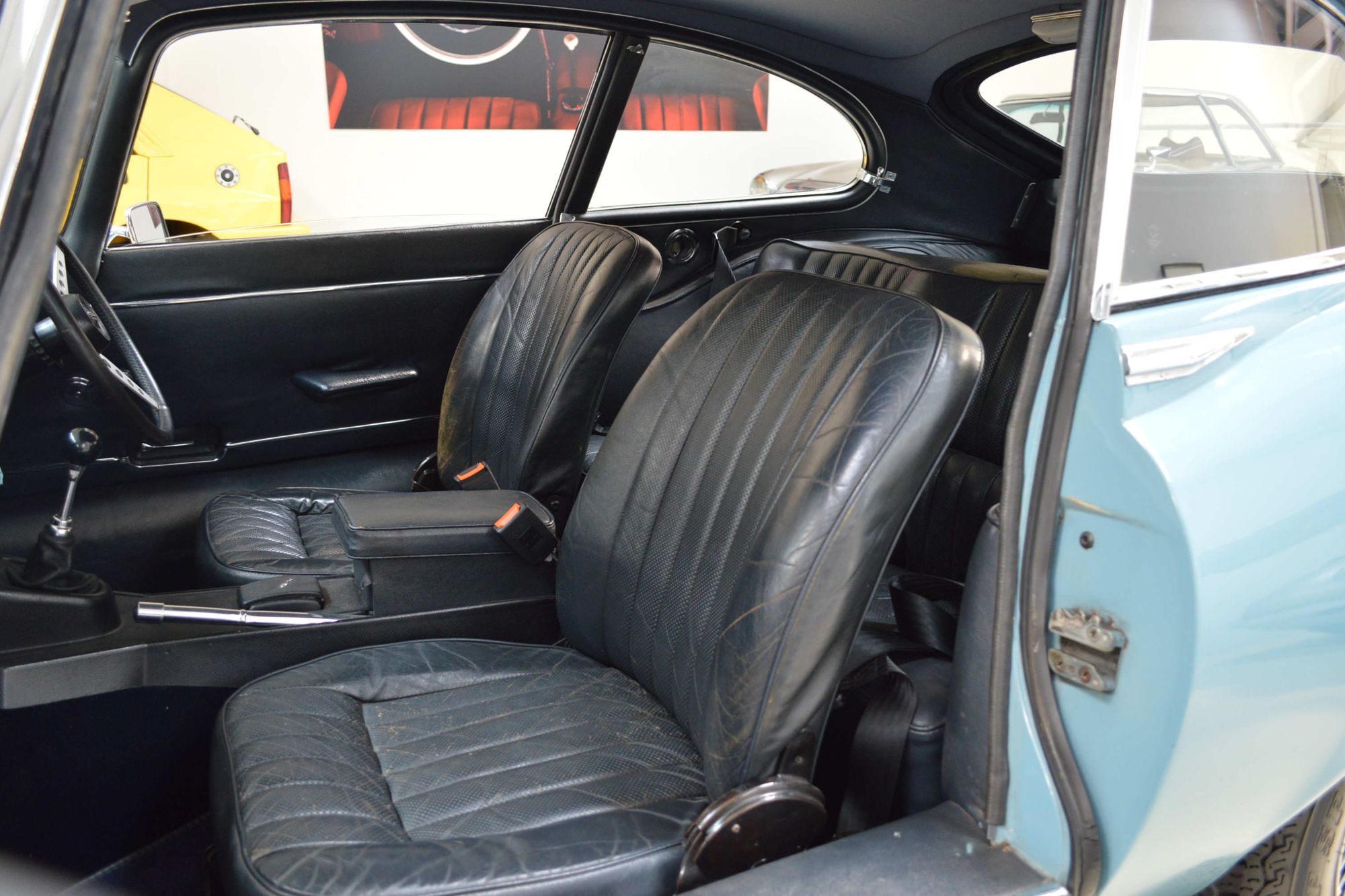 Jaguar E-Type Series 3 V12