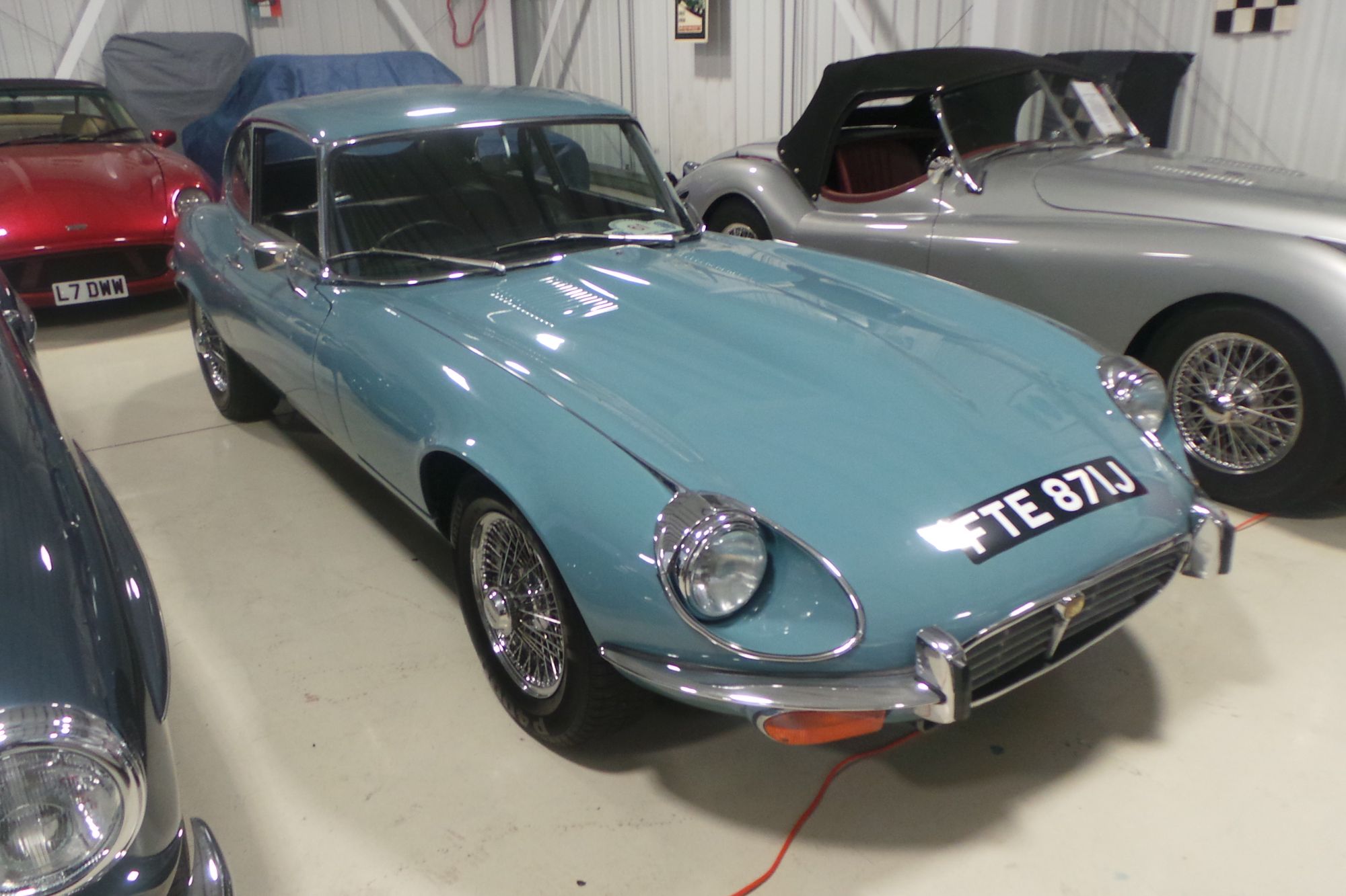 Jaguar E-Type Series 3 V12