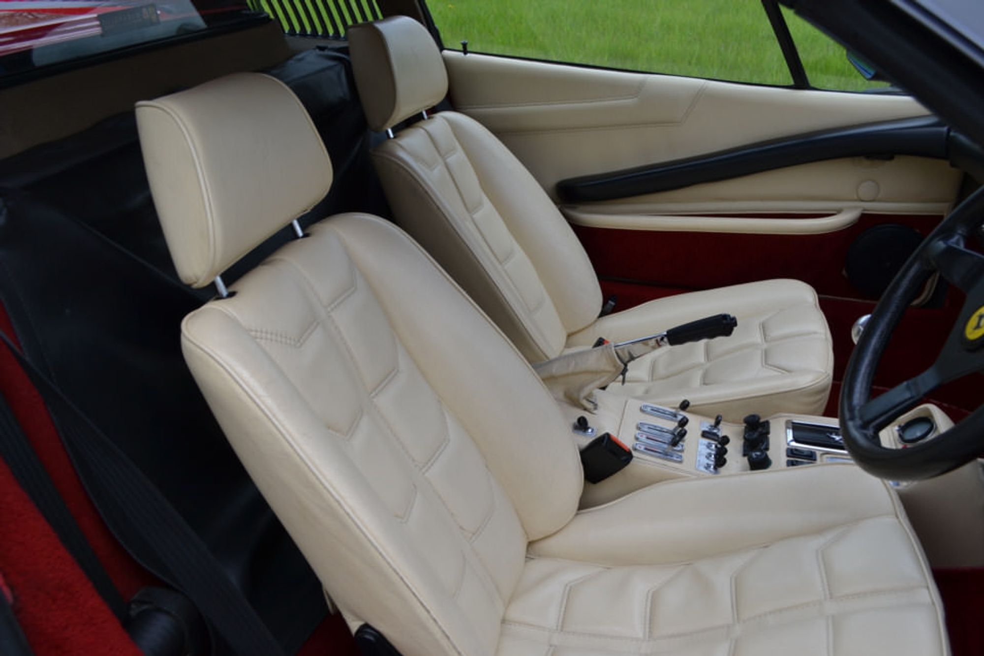 Ferrari 308 GTS QV