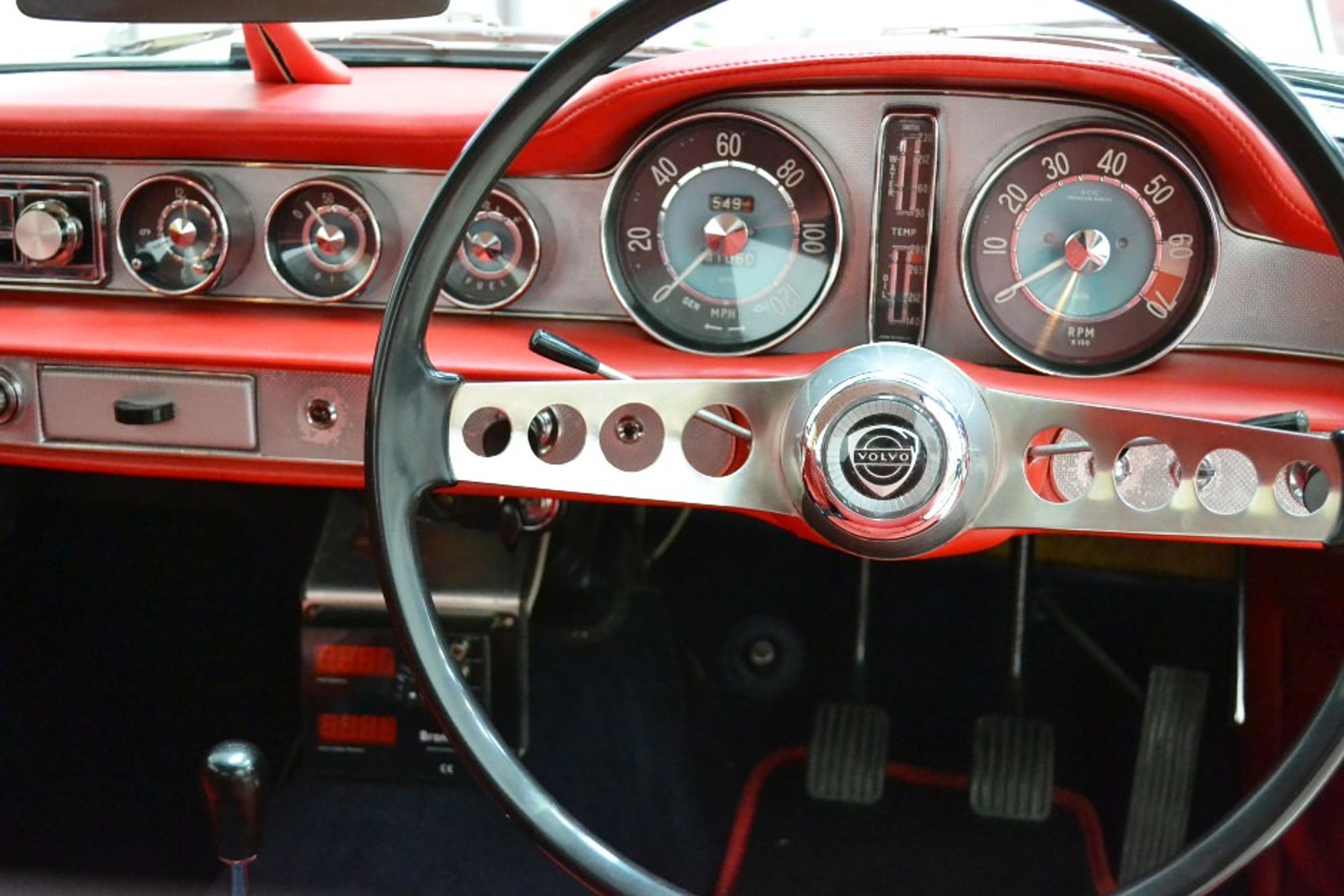 Volvo P1800 S