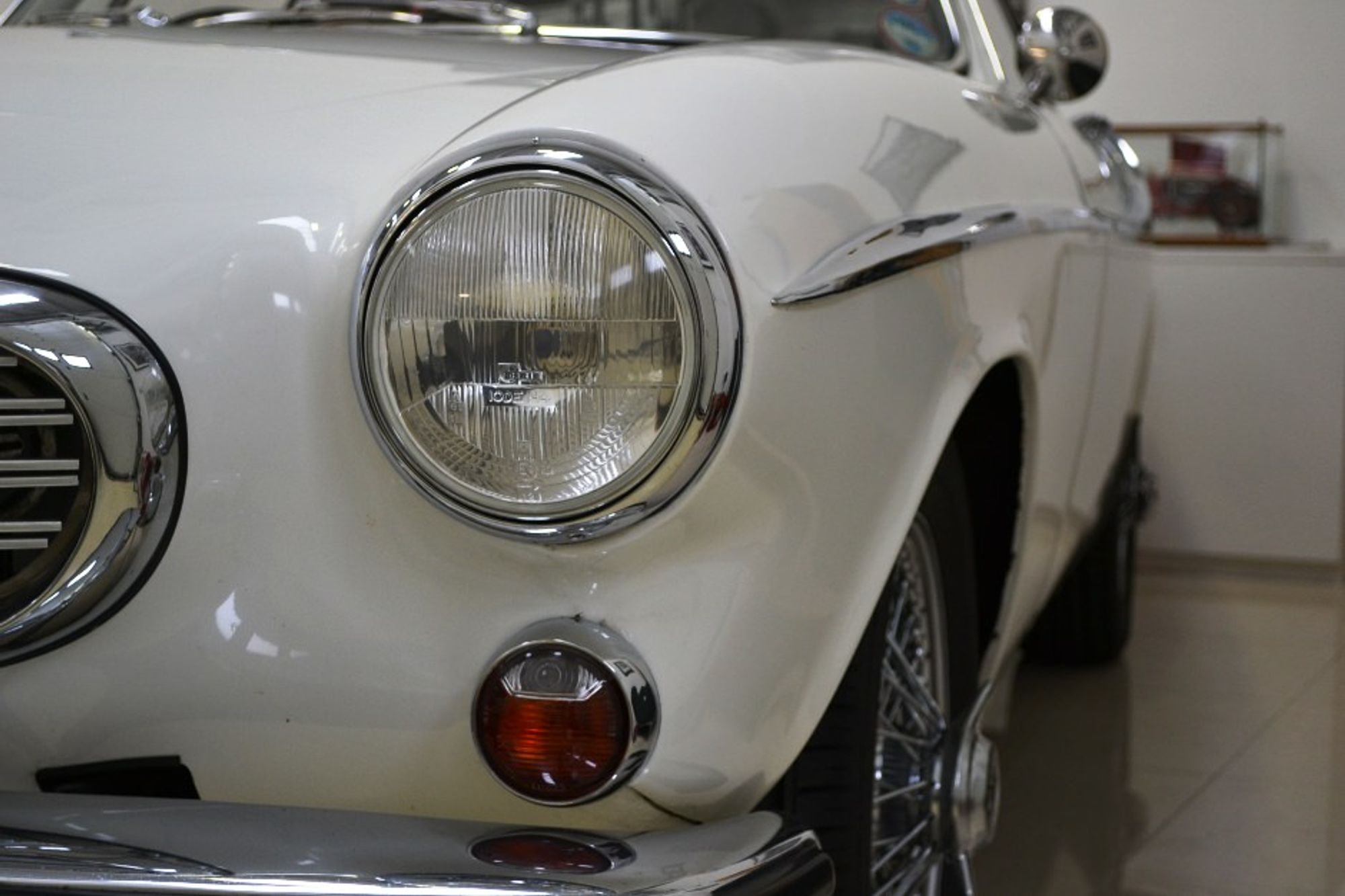 Volvo P1800 S