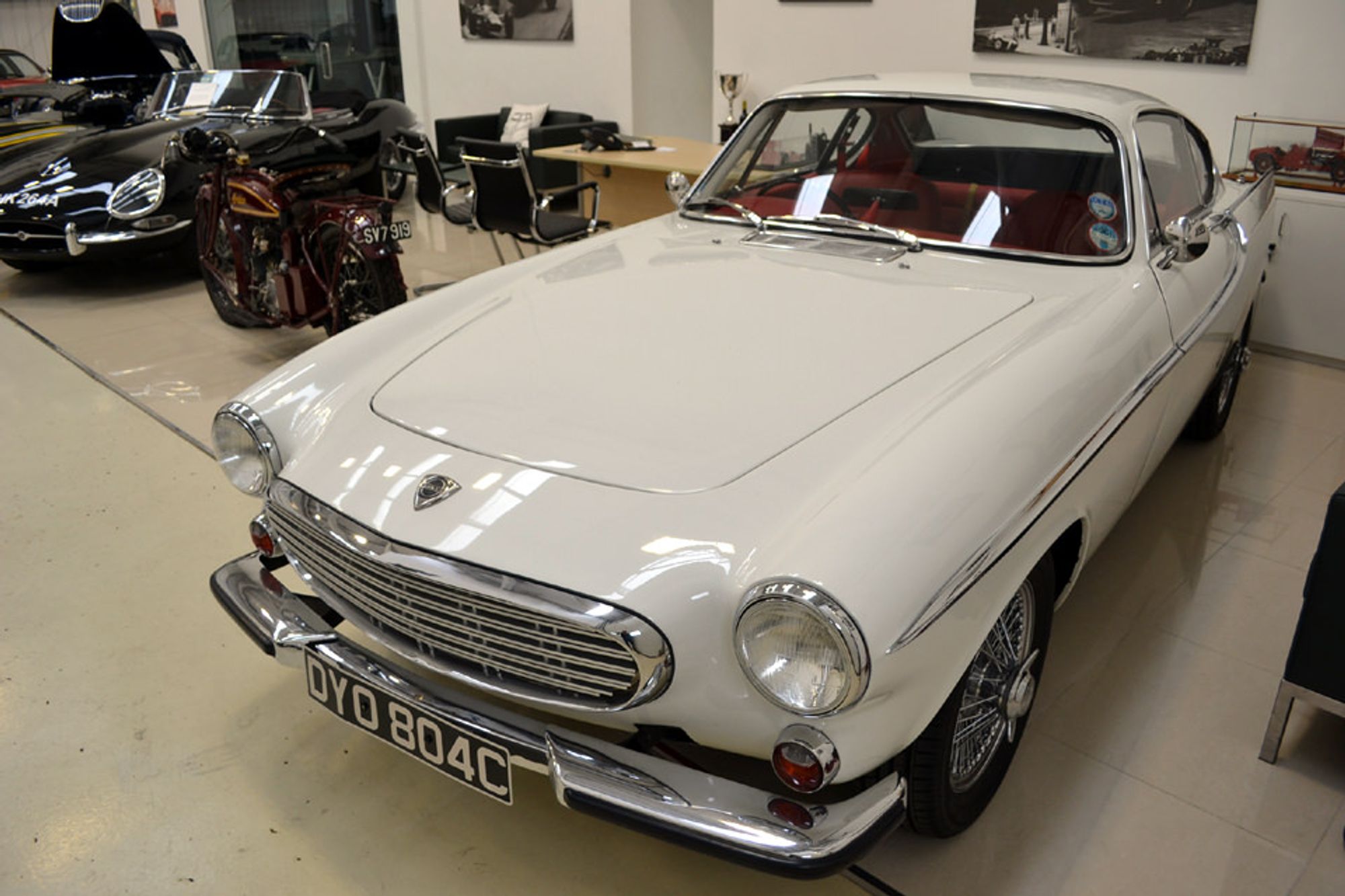 Volvo P1800 S