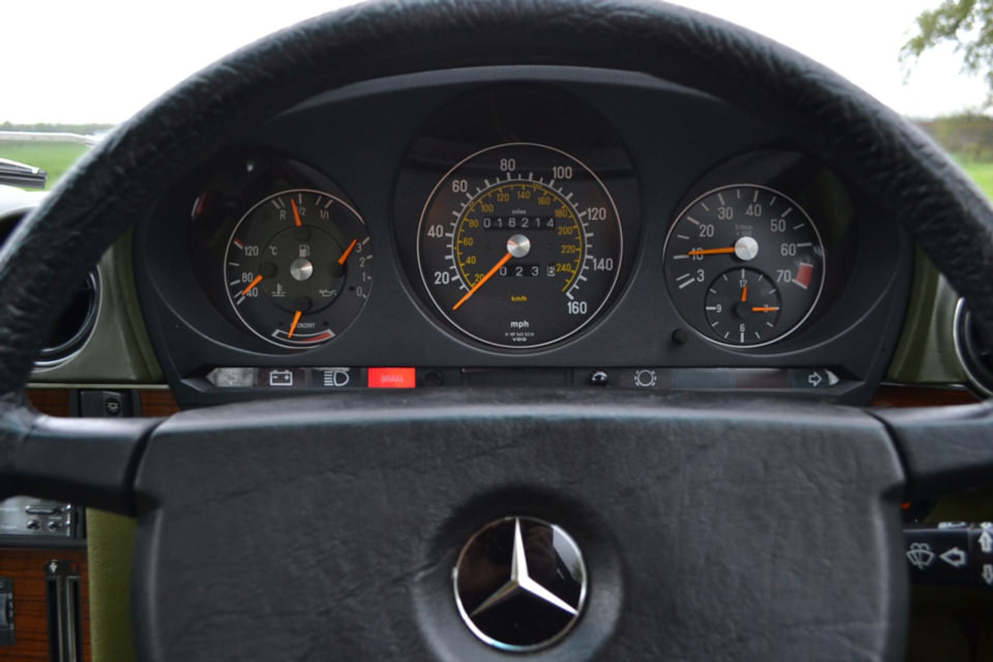 Mercedes-Benz 280SL AUTO