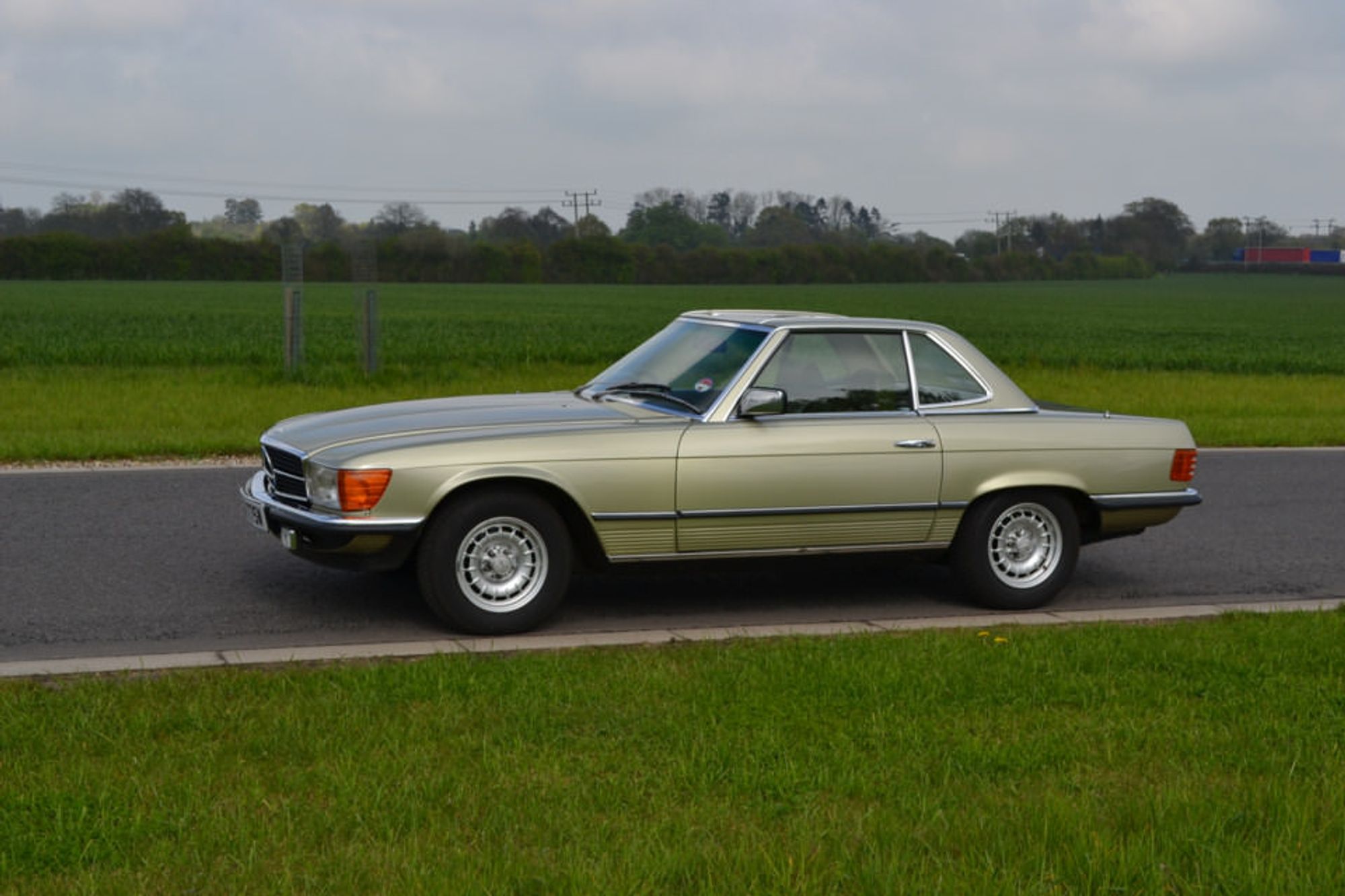 Mercedes-Benz 280SL AUTO