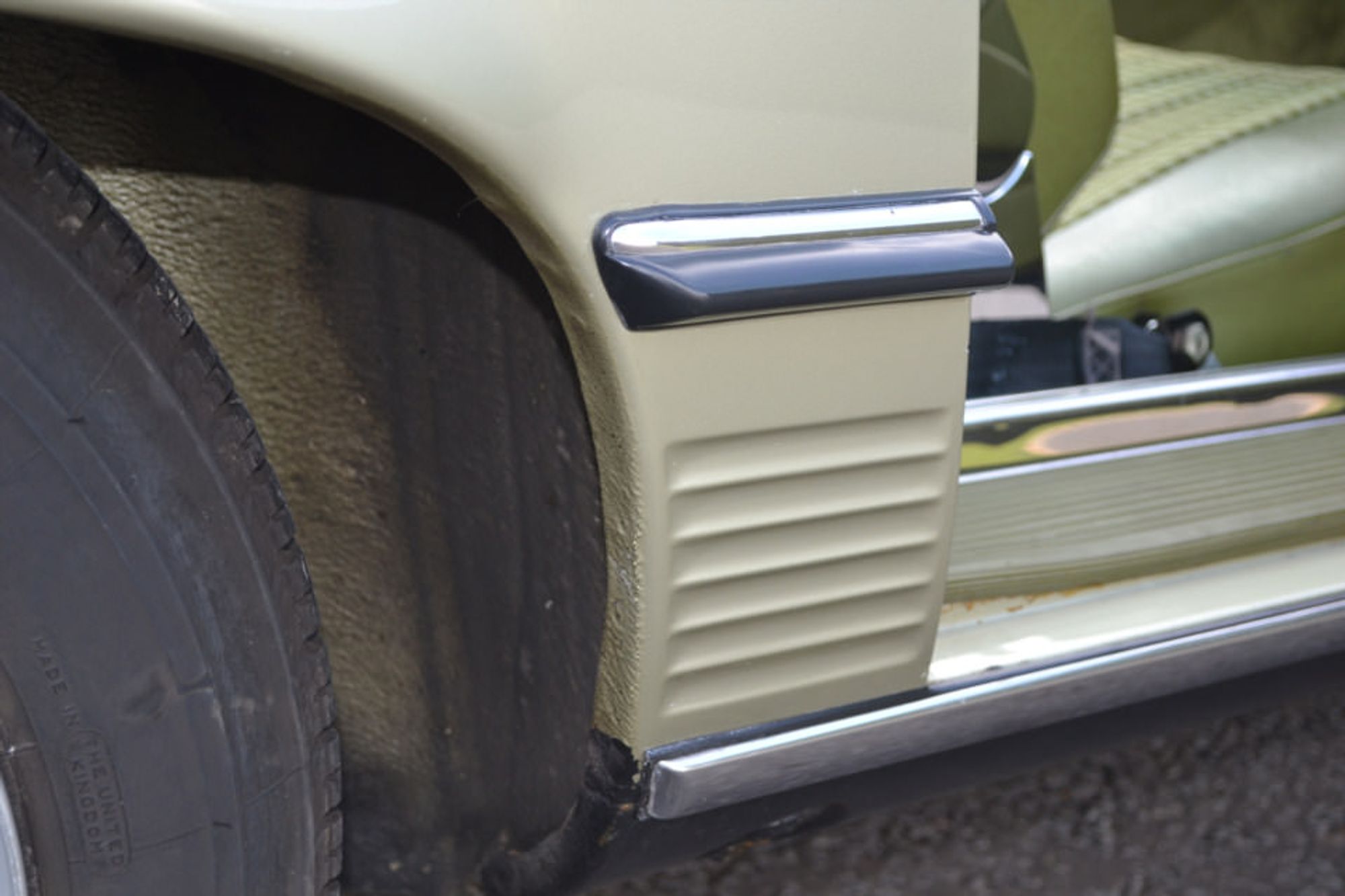Mercedes-Benz 280SL AUTO