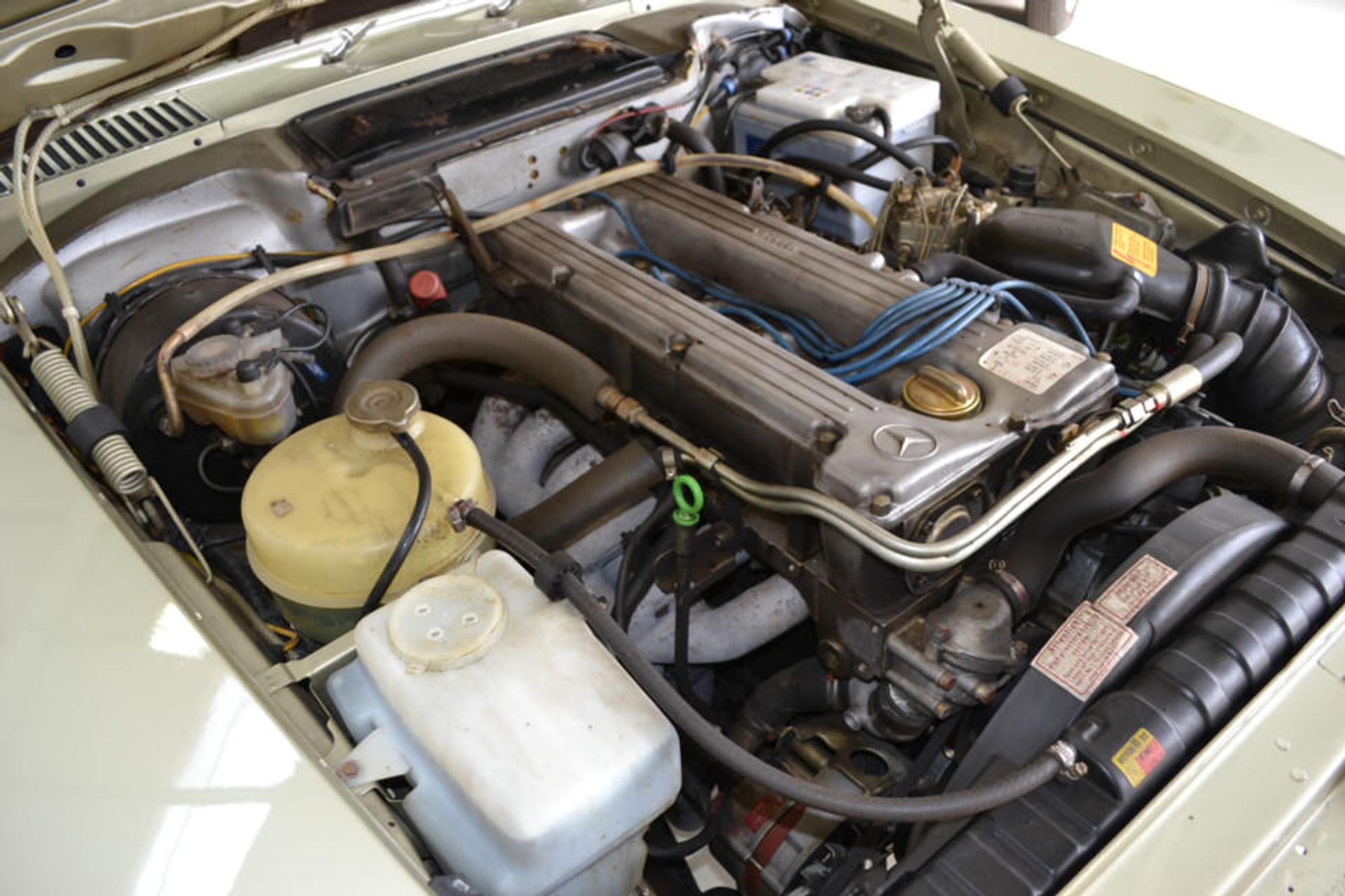 Mercedes-Benz 280SL AUTO