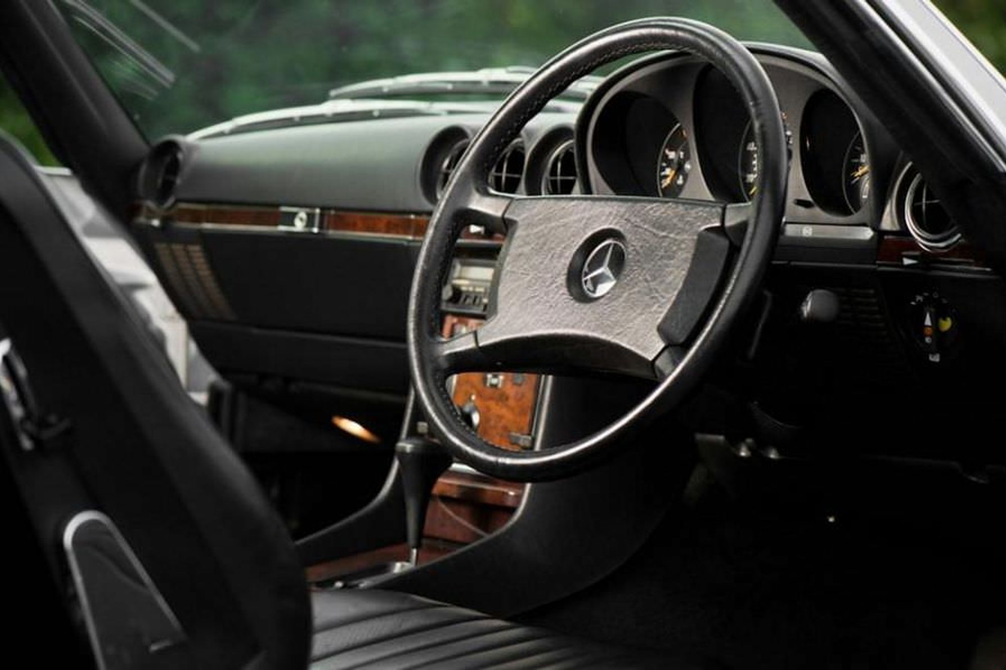 Mercedes-Benz 420 SL