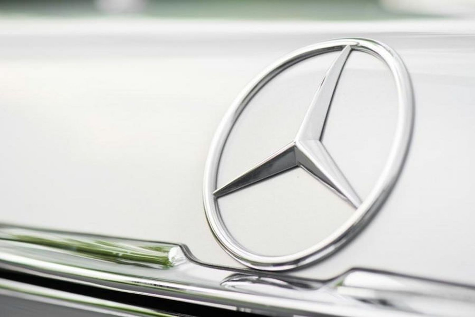 Mercedes-Benz 420 SL