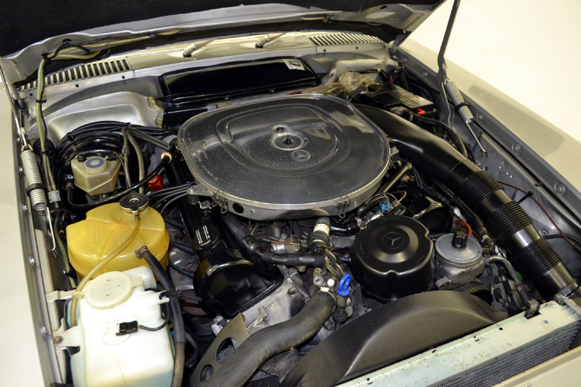 Mercedes-Benz 420 SL