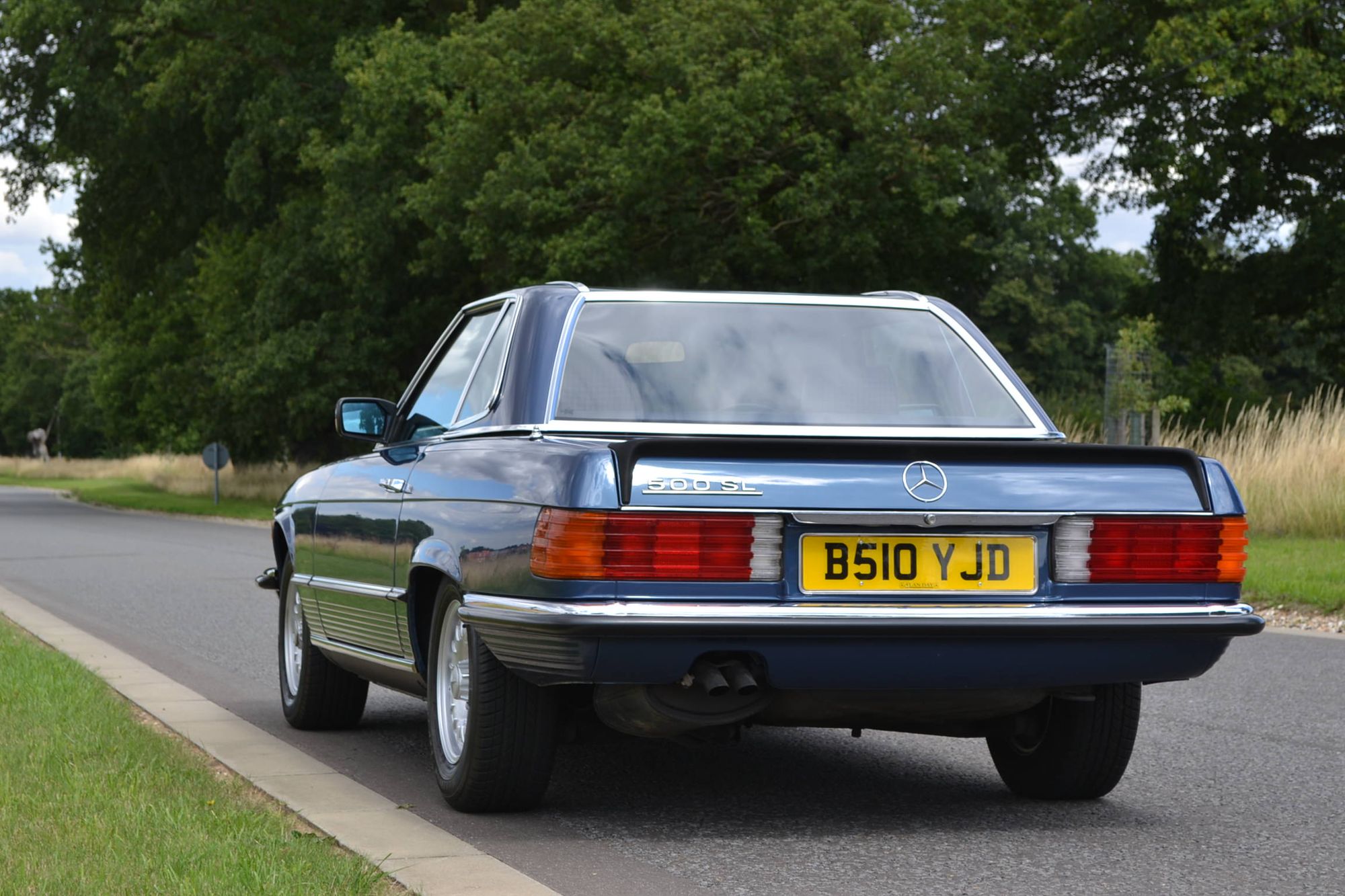 Mercedes-Benz 500 SL