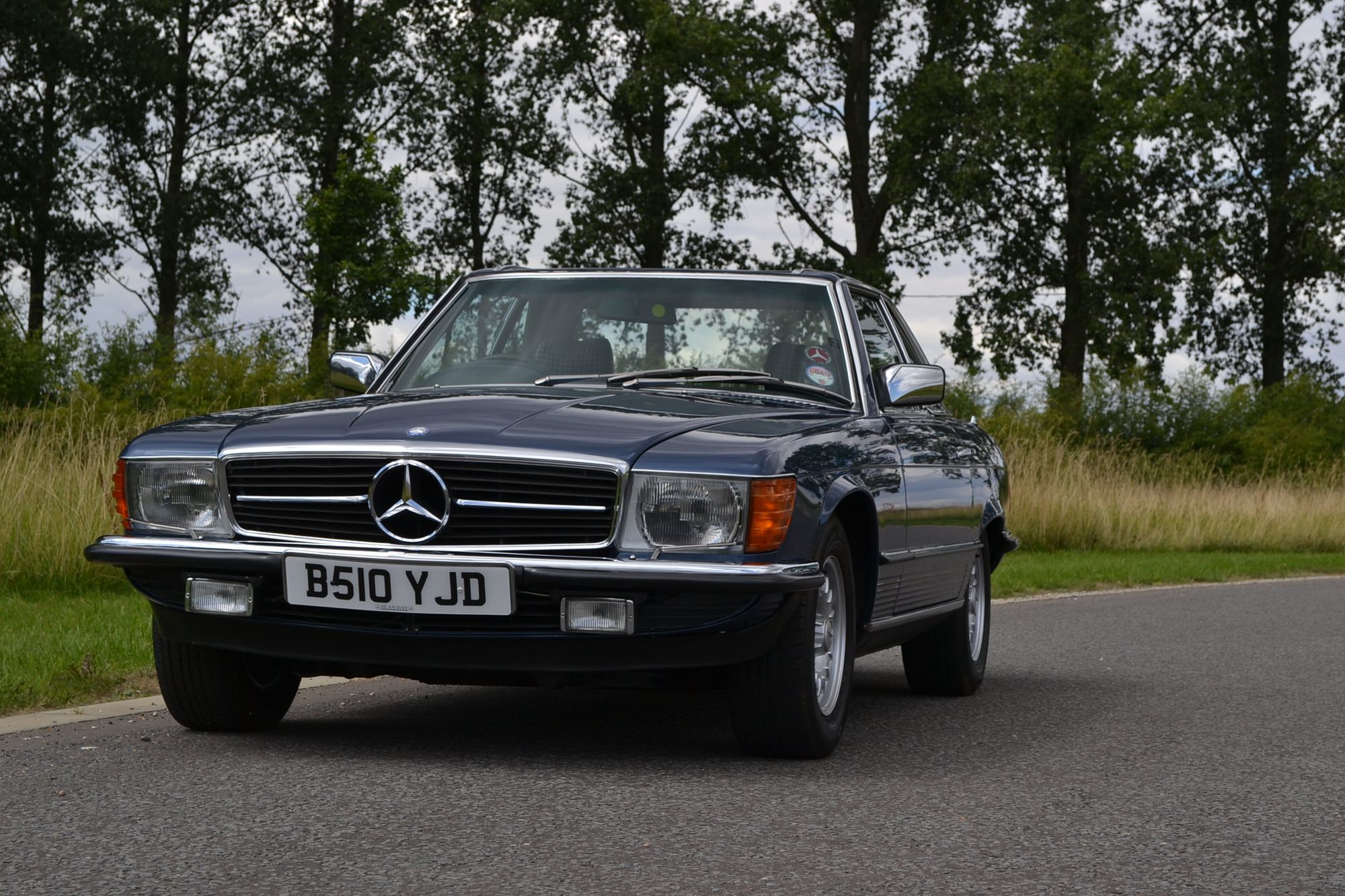 Mercedes-Benz 500 SL