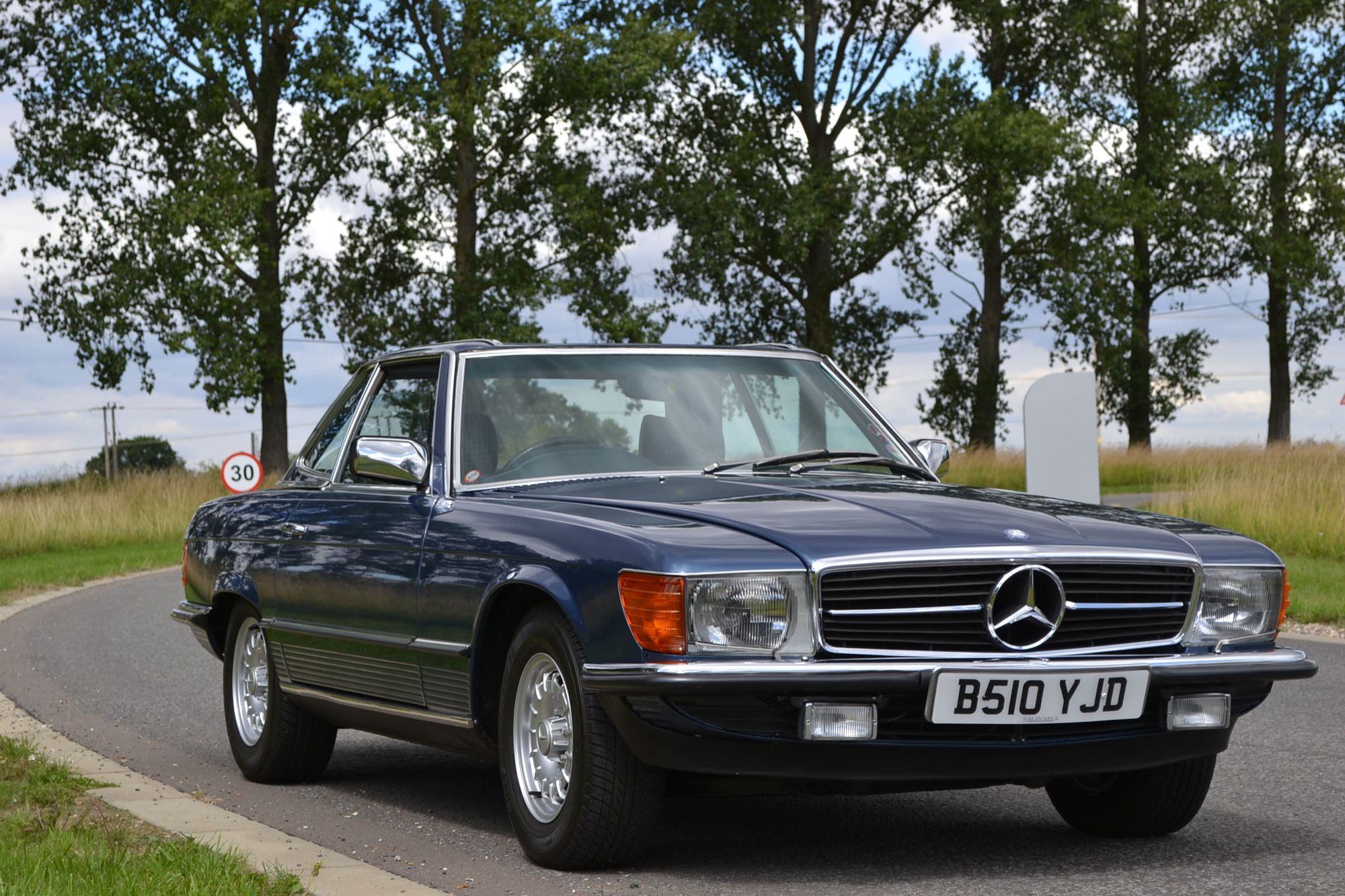 Mercedes-Benz 500 SL