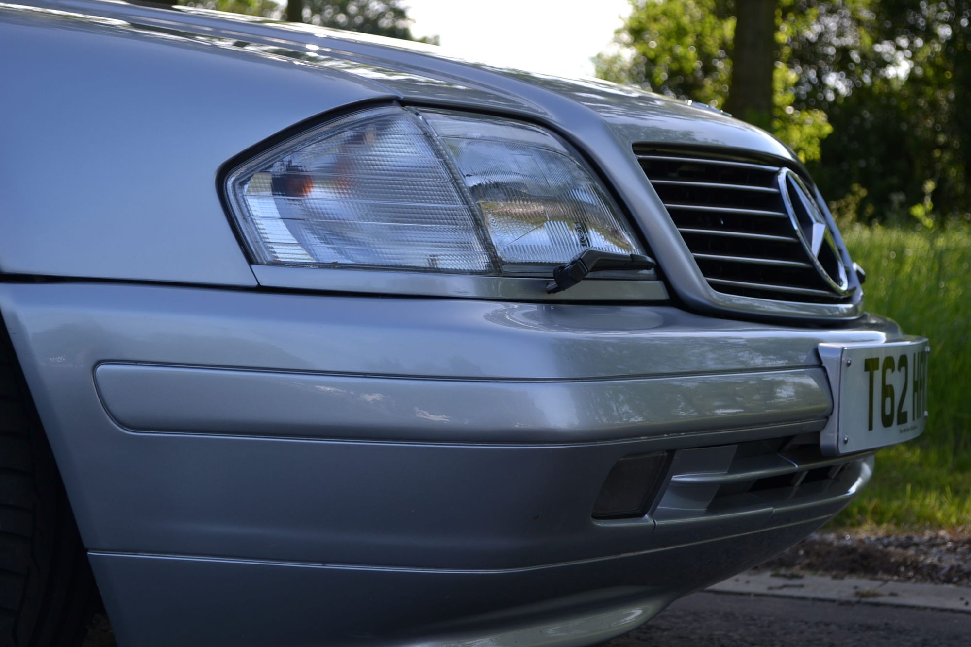 Mercedes-Benz SL320