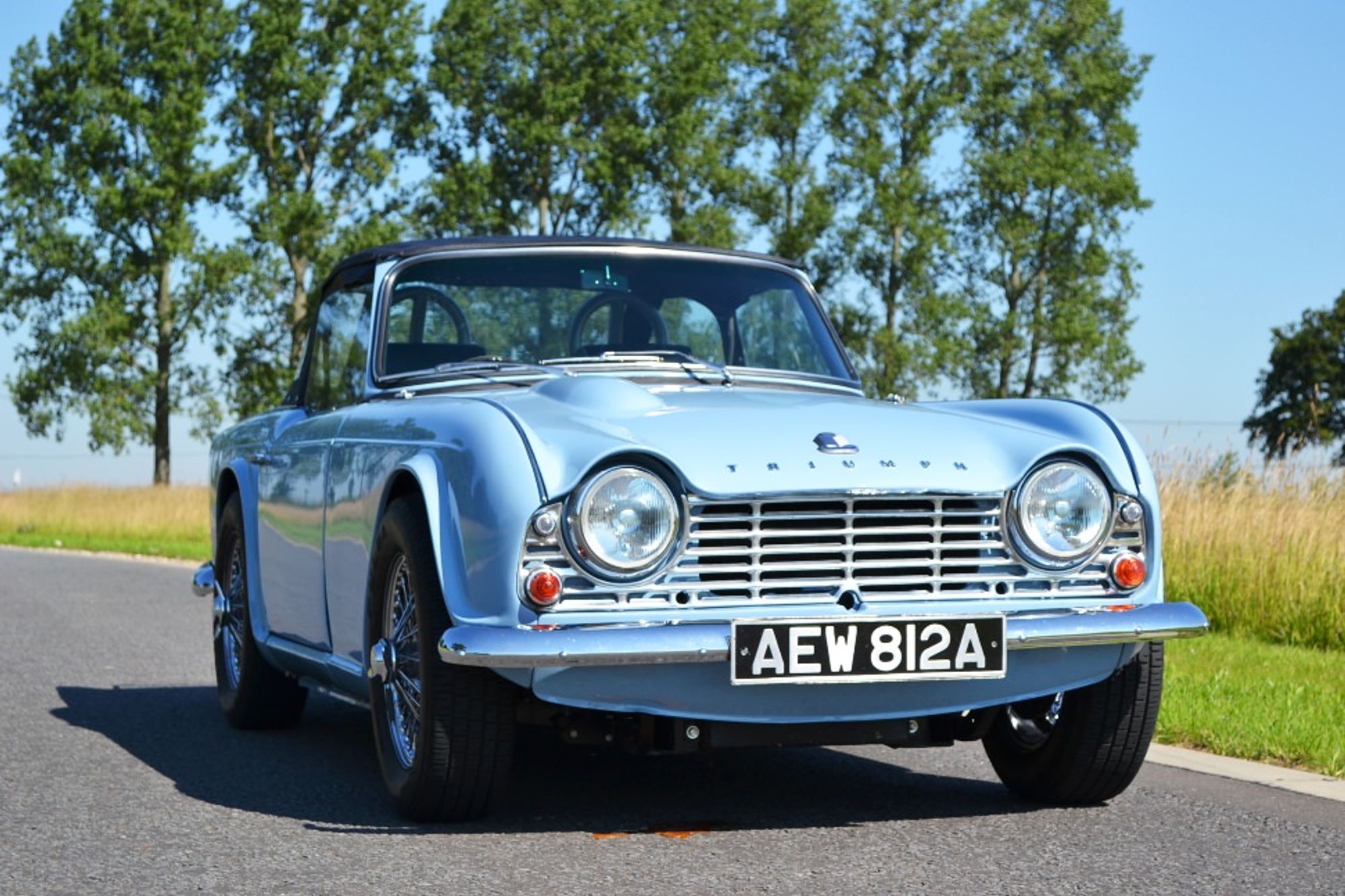 Triumph TR4