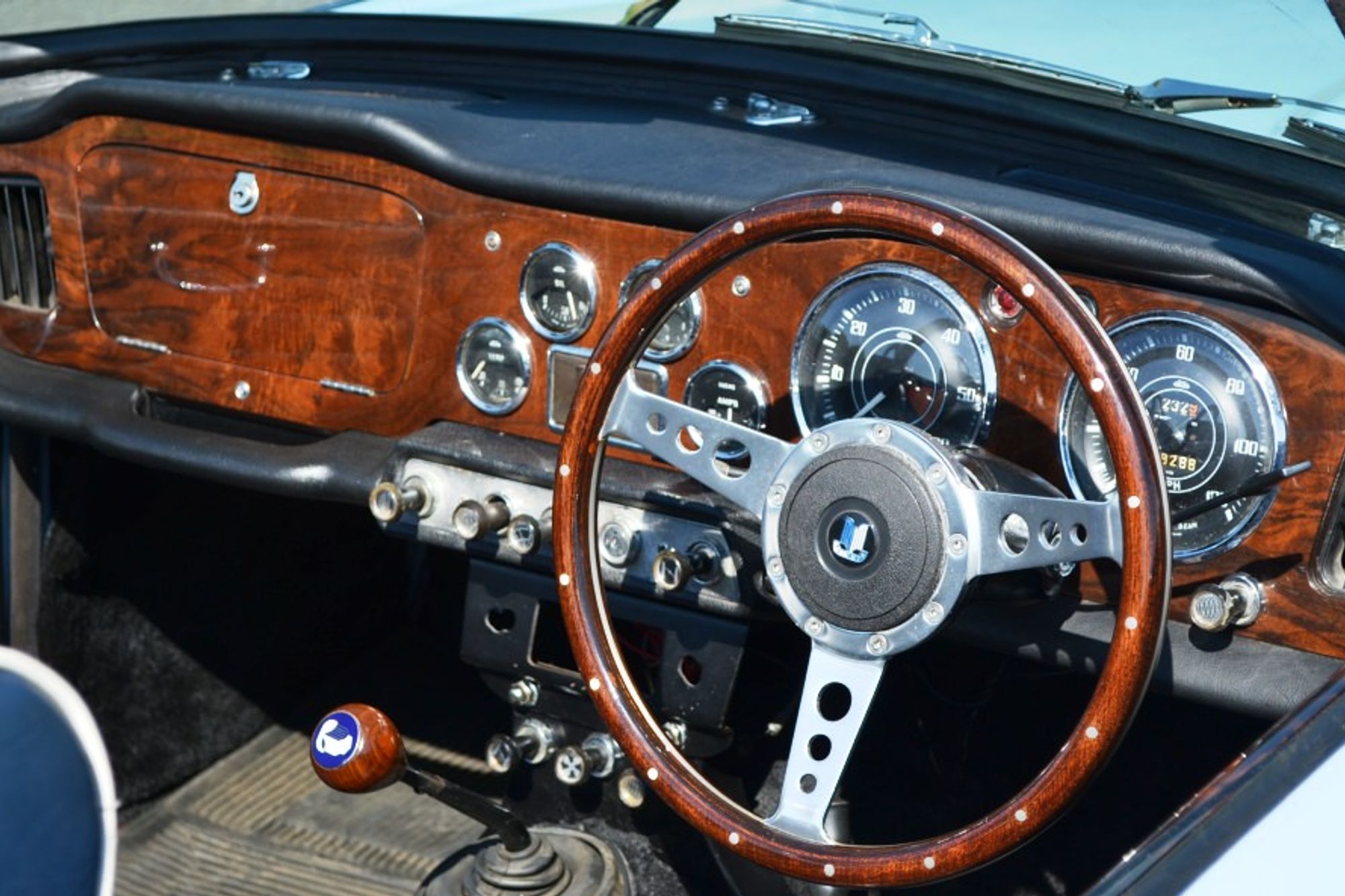 Triumph TR4