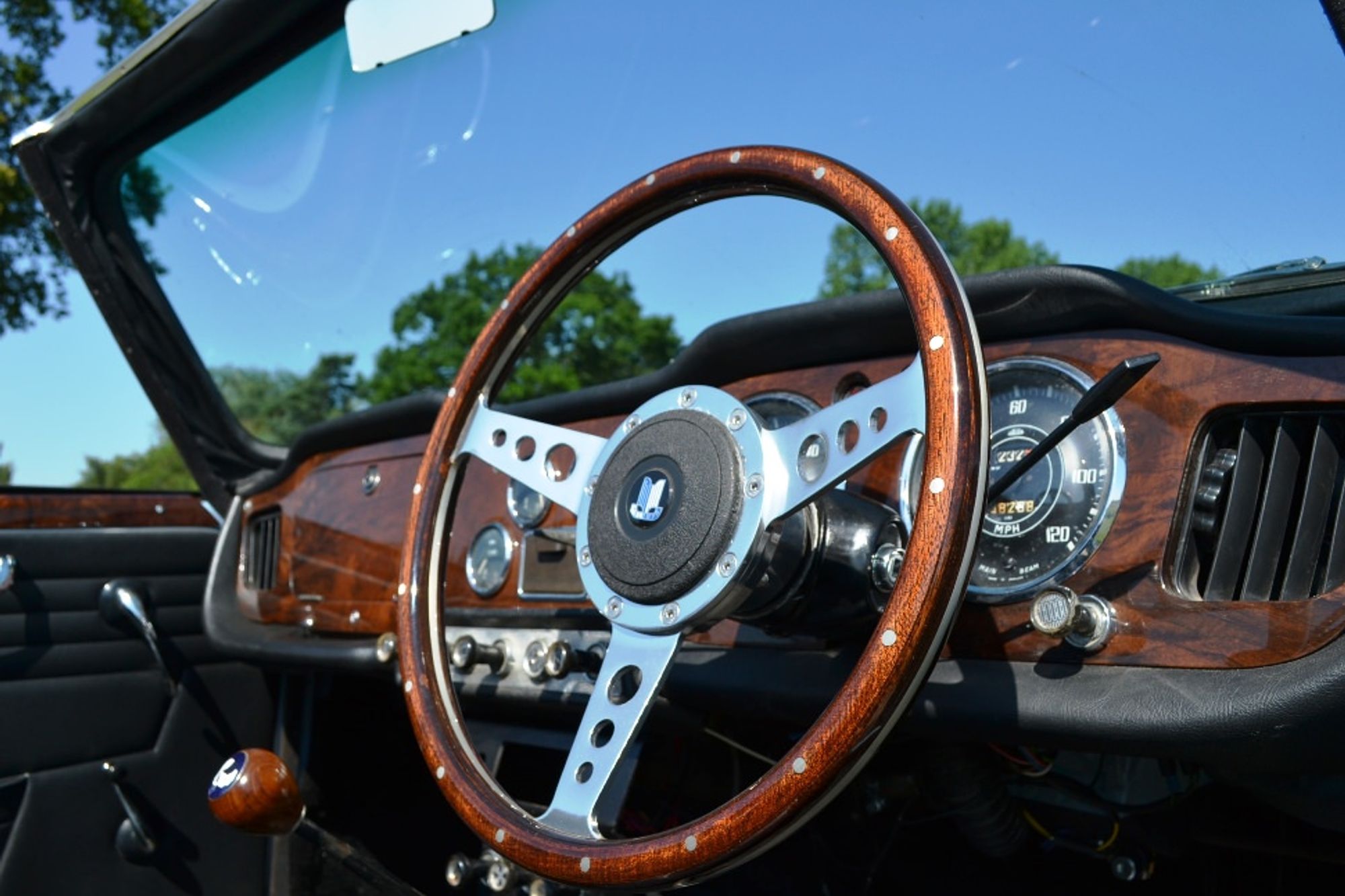 Triumph TR4