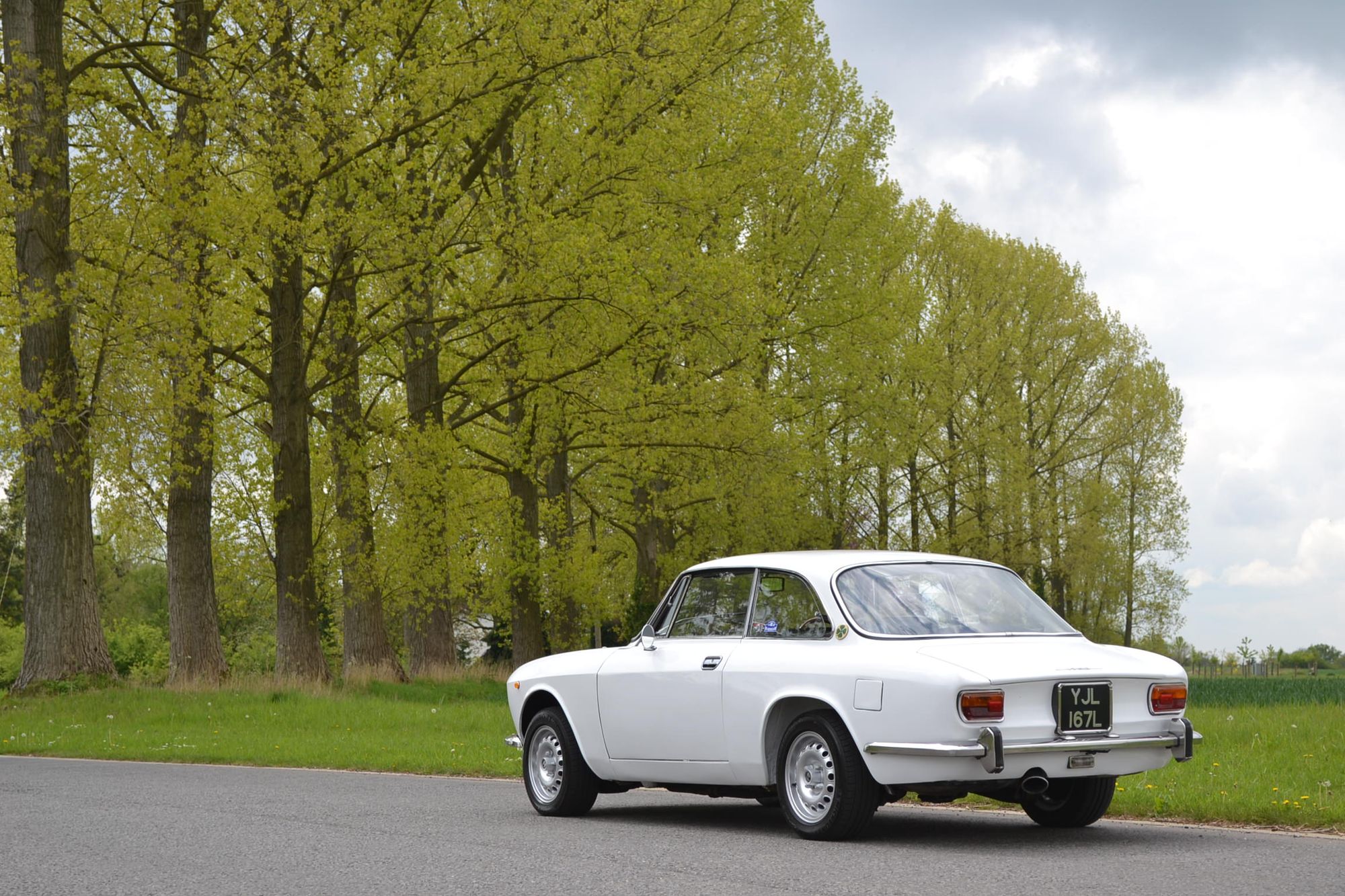 Alfa Romeo 1750 GTV 1750 GT VELOCE