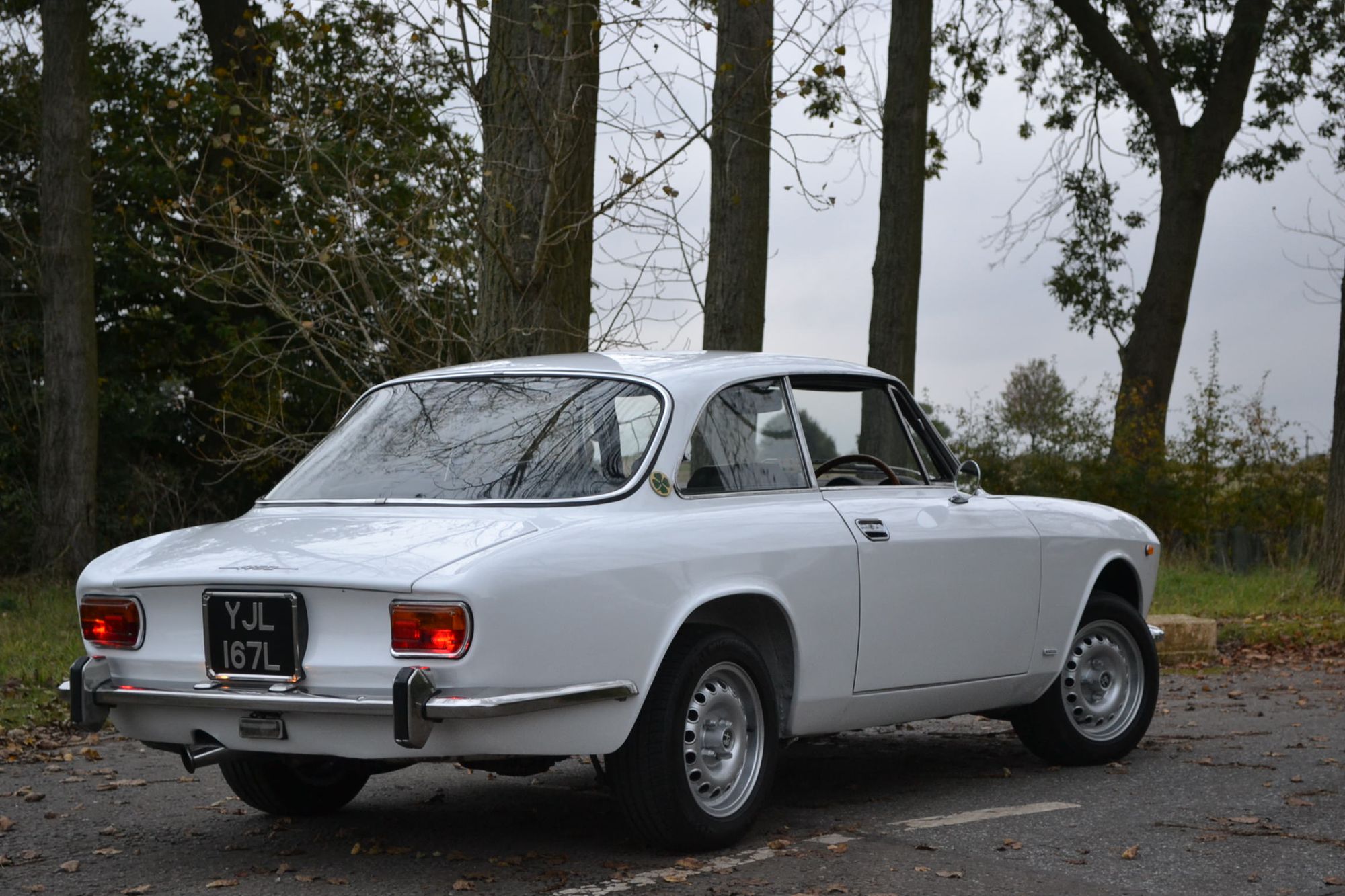 Alfa Romeo 1750 GTV 1750 GT VELOCE