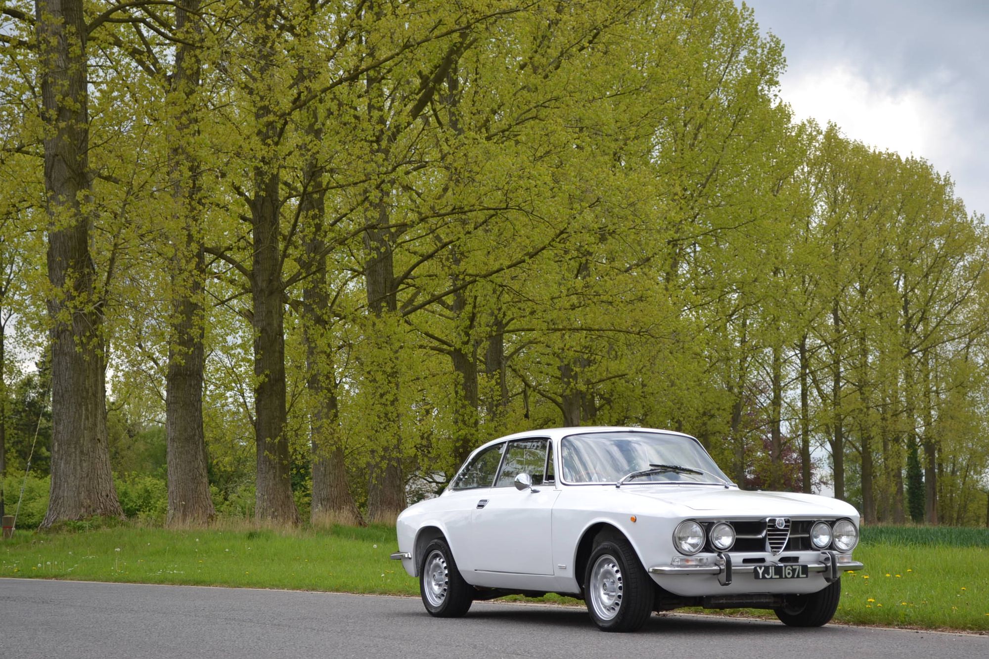 Alfa Romeo 1750 GTV 1750 GT VELOCE