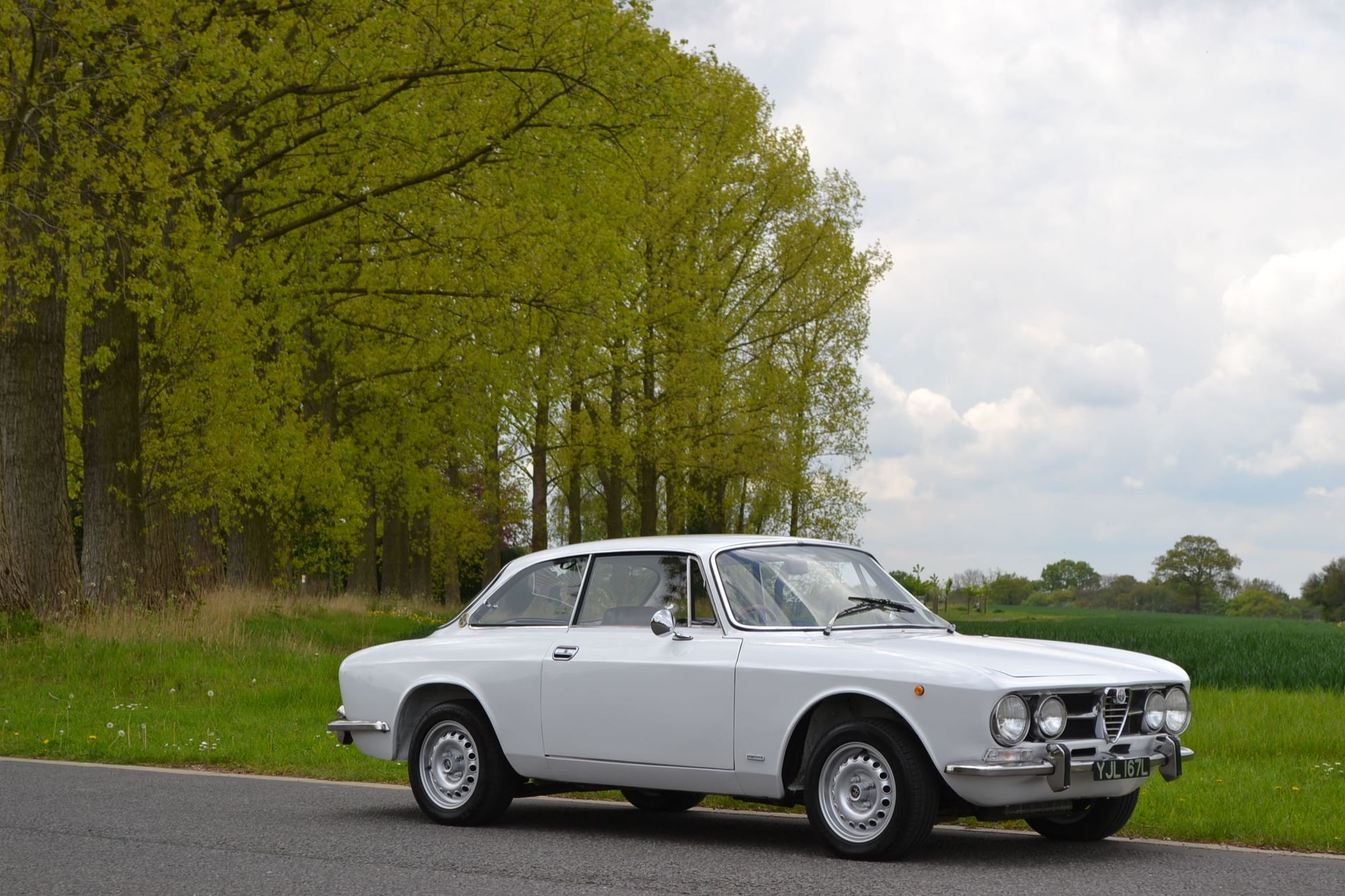 Alfa Romeo 1750 GTV 1750 GT VELOCE