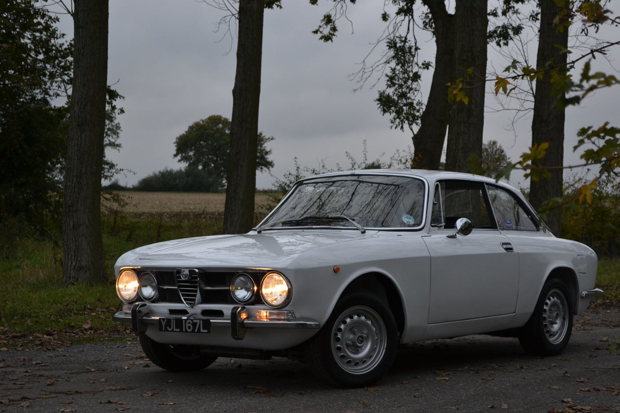 Alfa Romeo 1750 GTV 1750 GT VELOCE