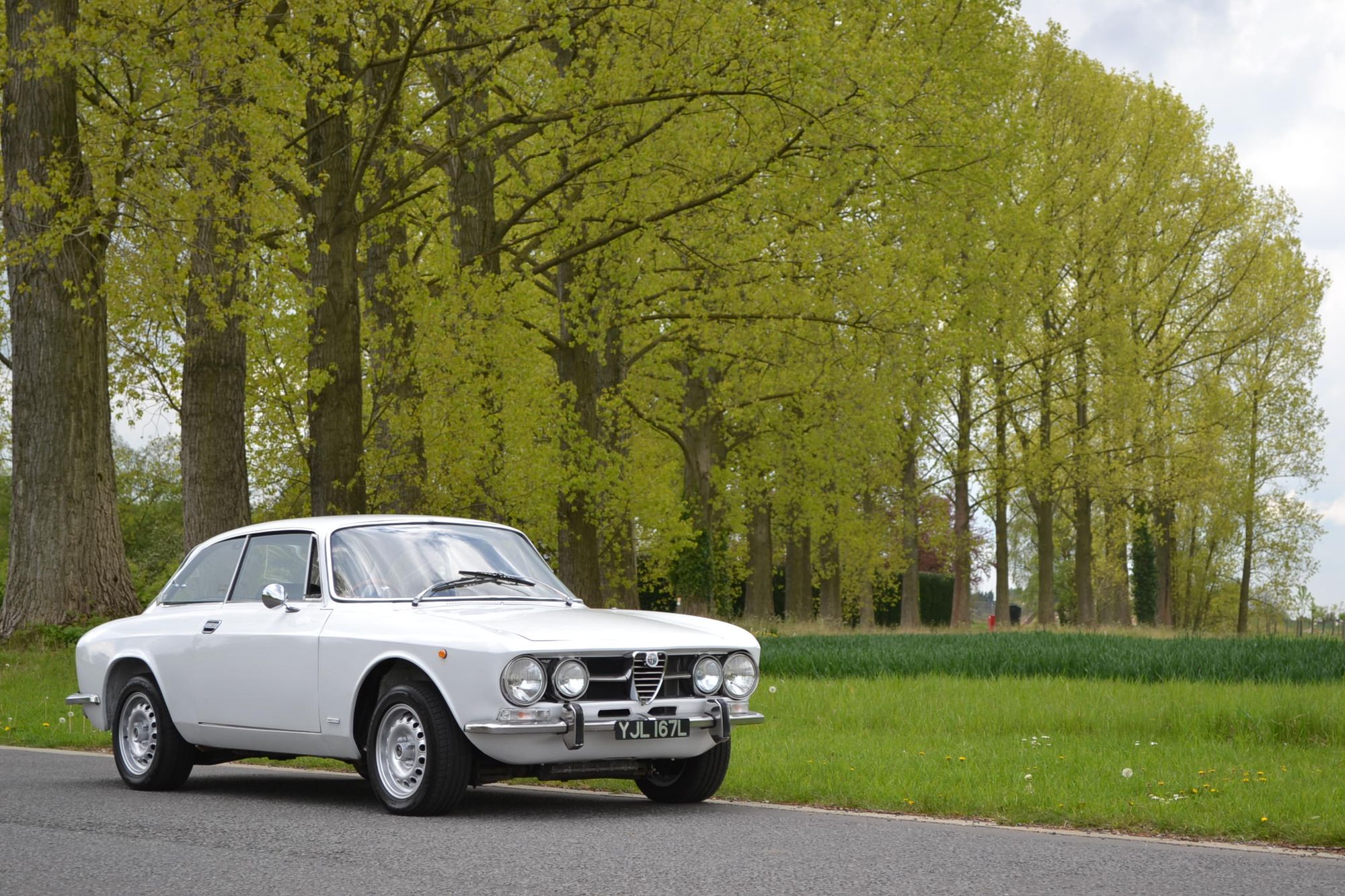 Alfa Romeo 1750 GTV 1750 GT VELOCE