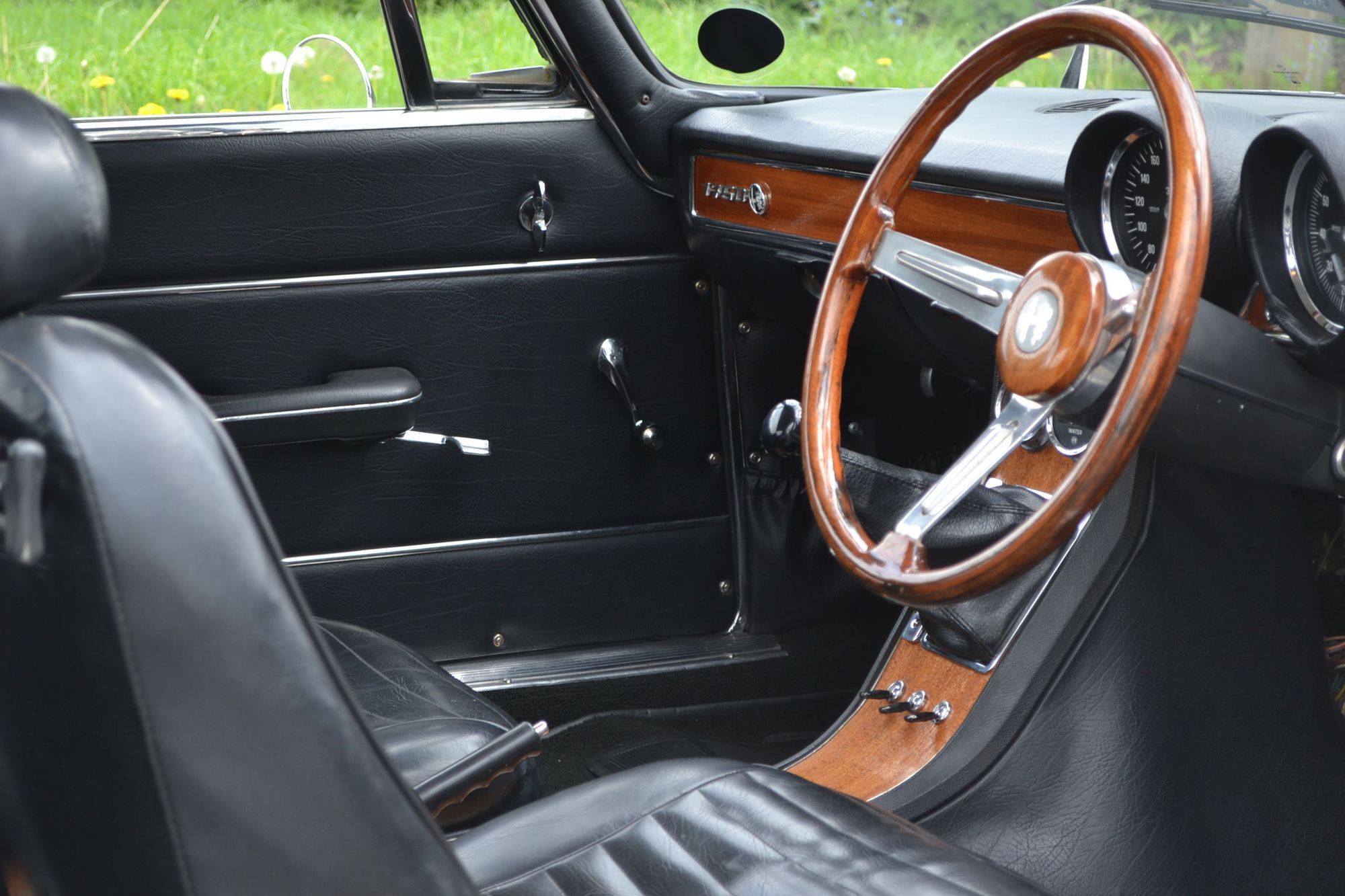 Alfa Romeo 1750 GTV 1750 GT VELOCE