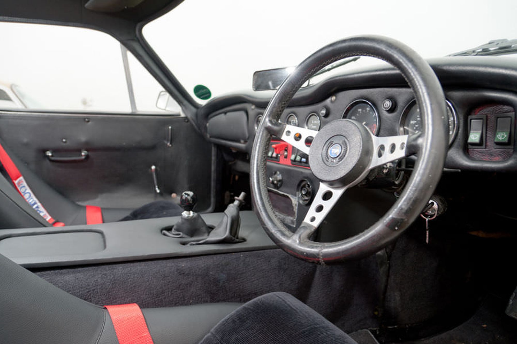 TVR VIXEN S3 - MAGAZINE FEATURED